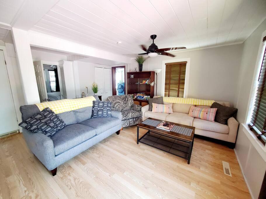 Bright and airy beach house. view 5