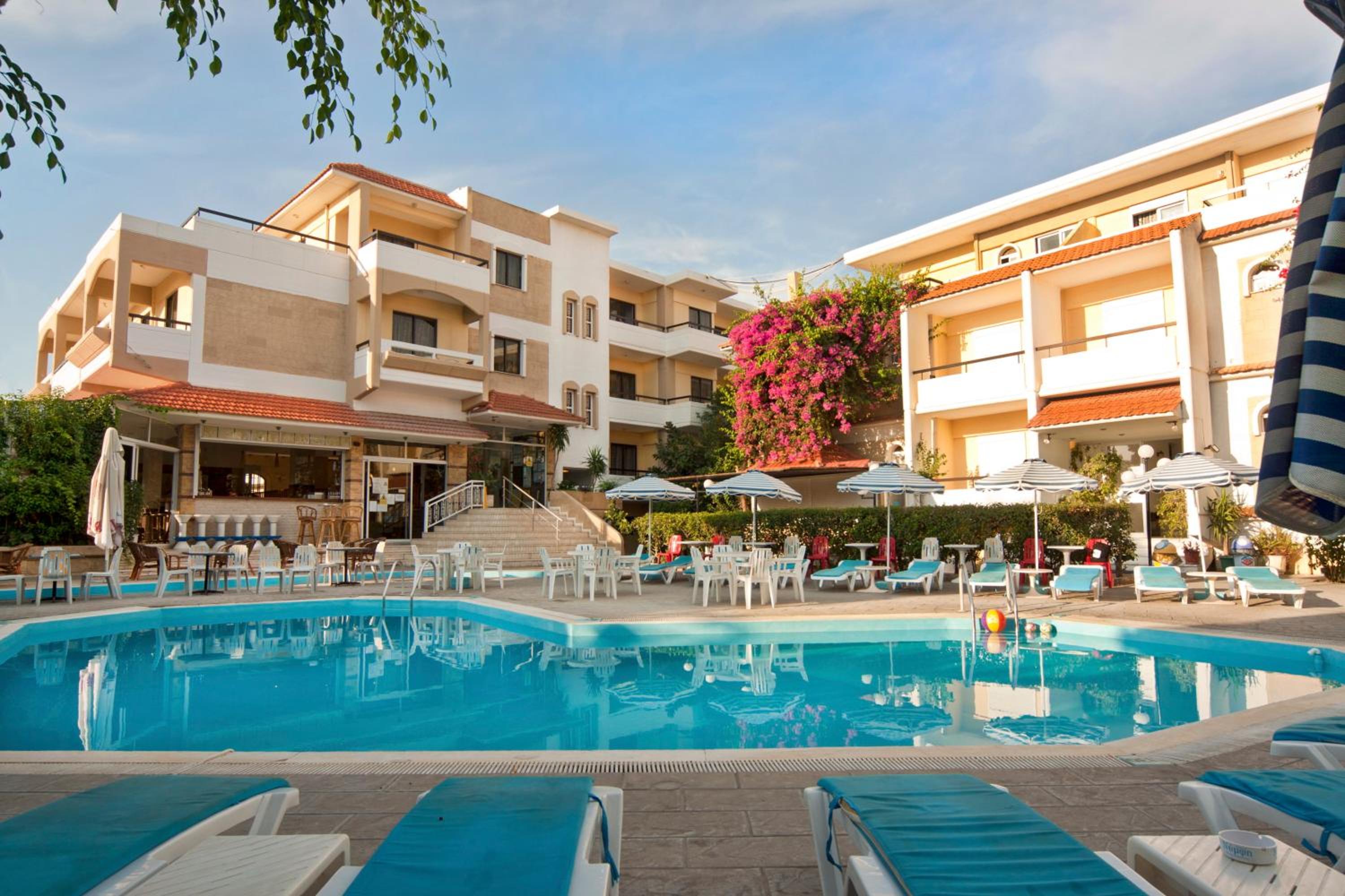 Kassandra Hotel