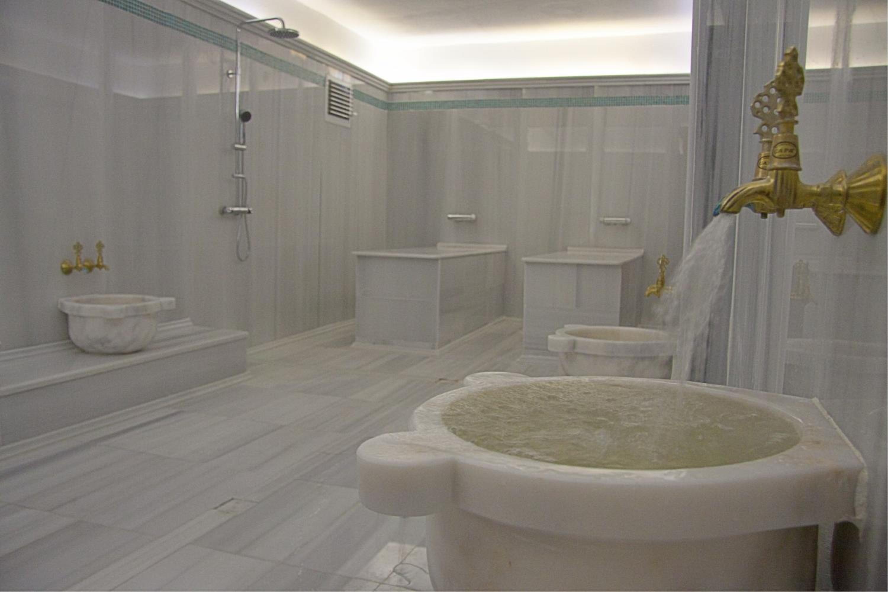 Kassandra Hotel