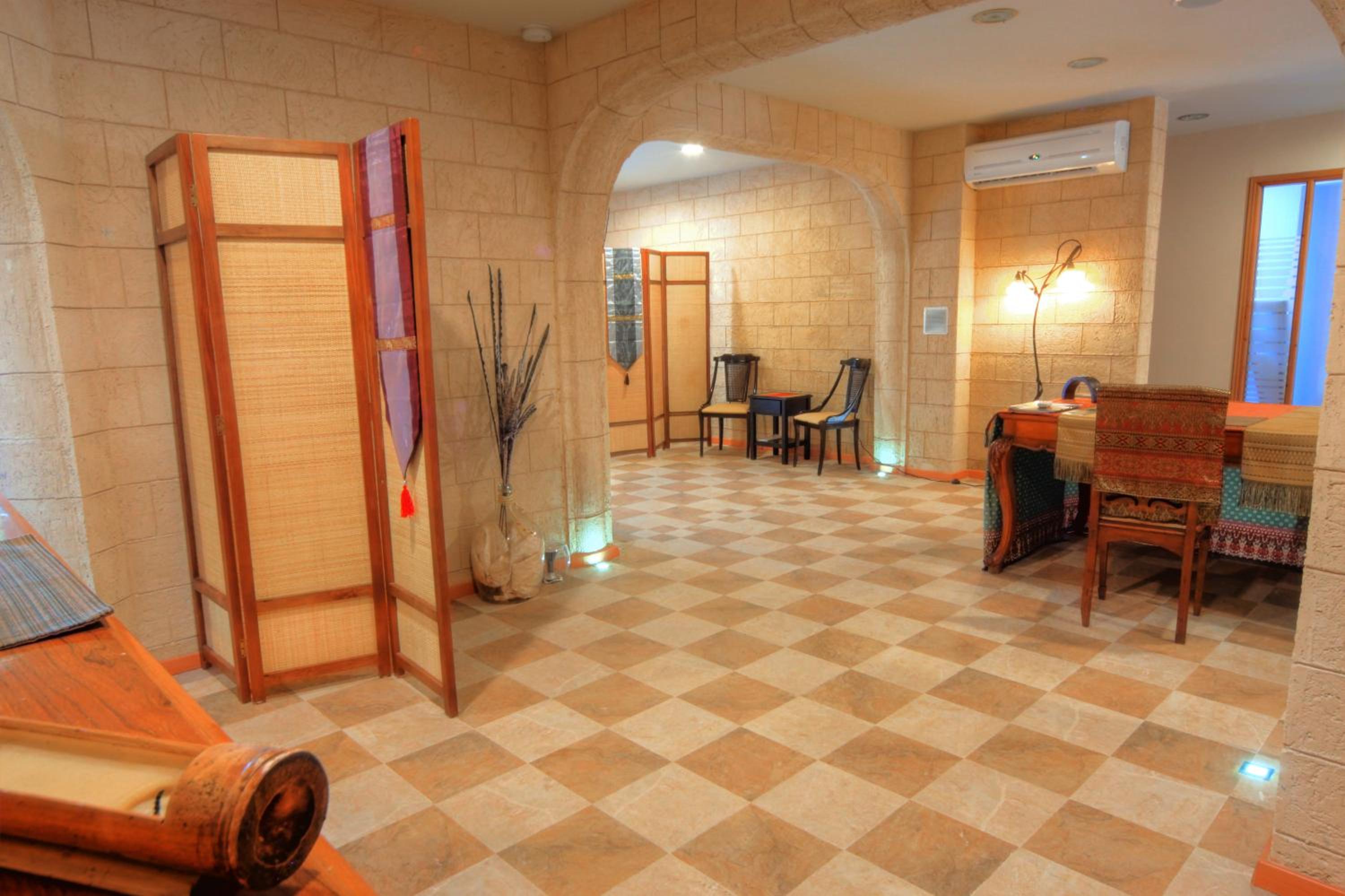 Kassandra Hotel