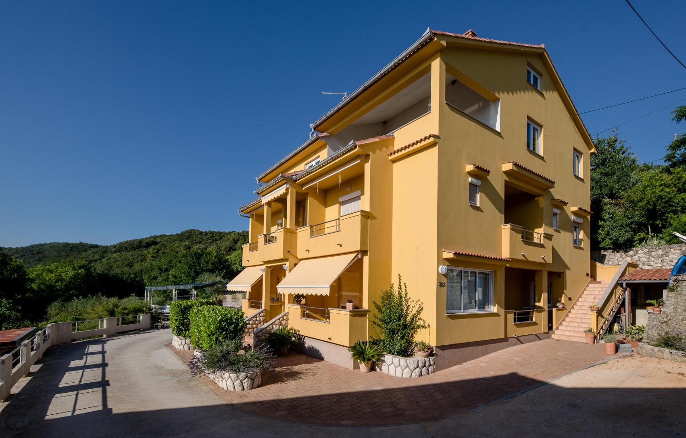 Apartments Silvana in Kampor