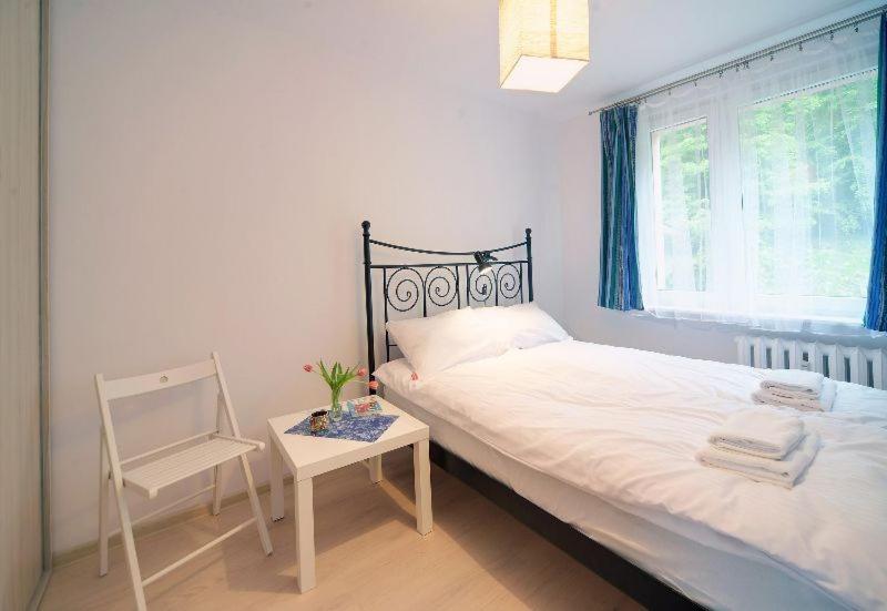 Trevilles Apartamenty - Granatowy