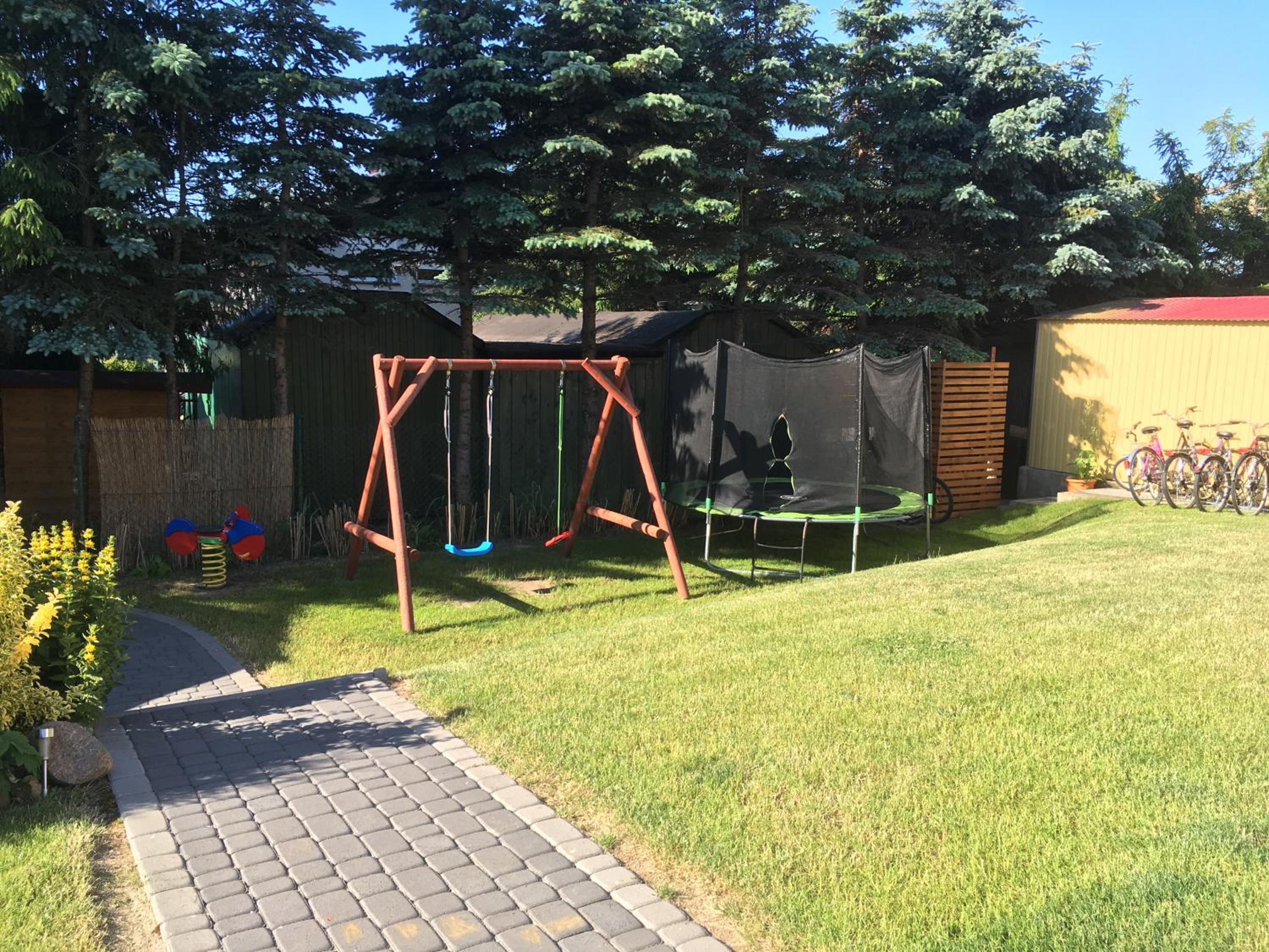 Photo 18