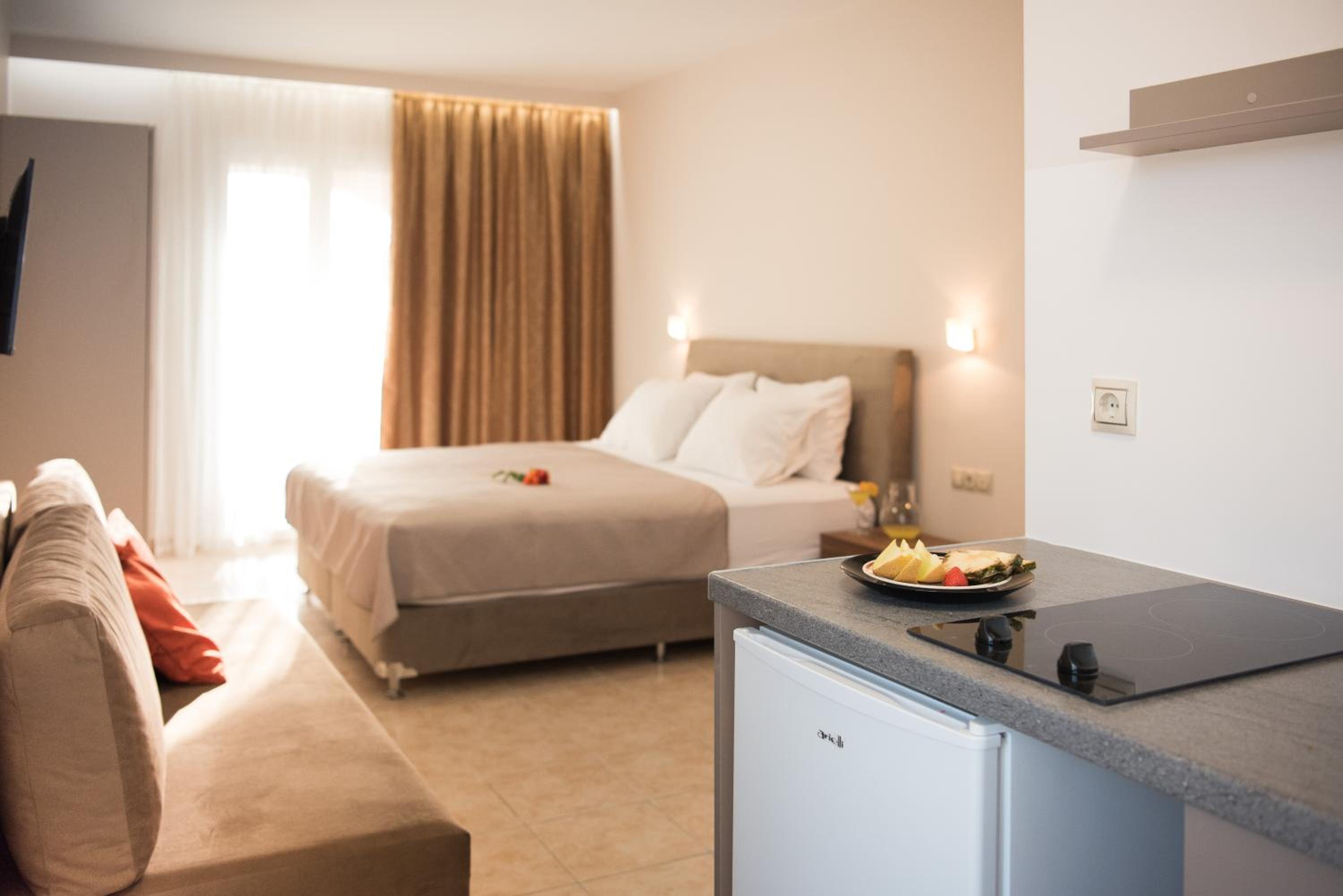 Avyssos Residents photo 5