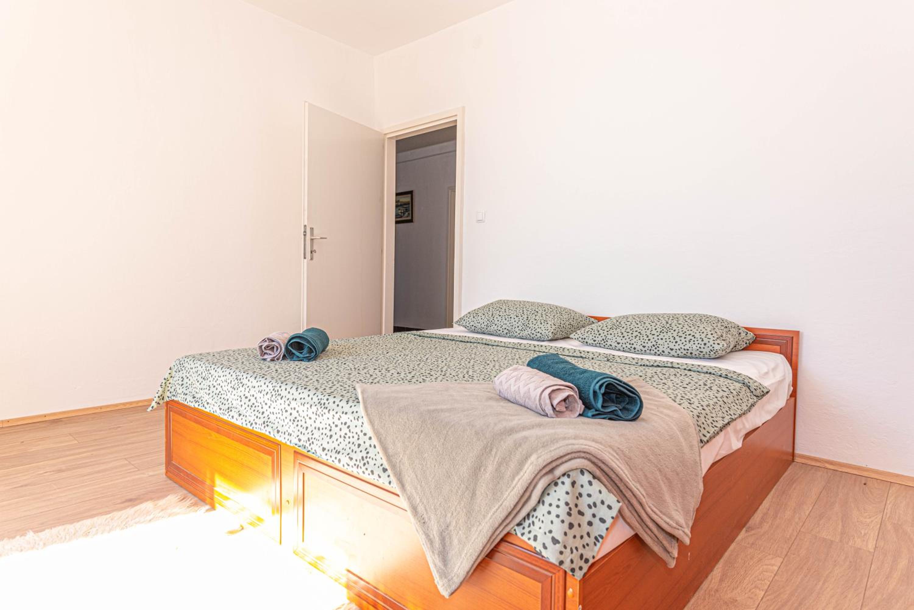 Apartment Nocturno view 5