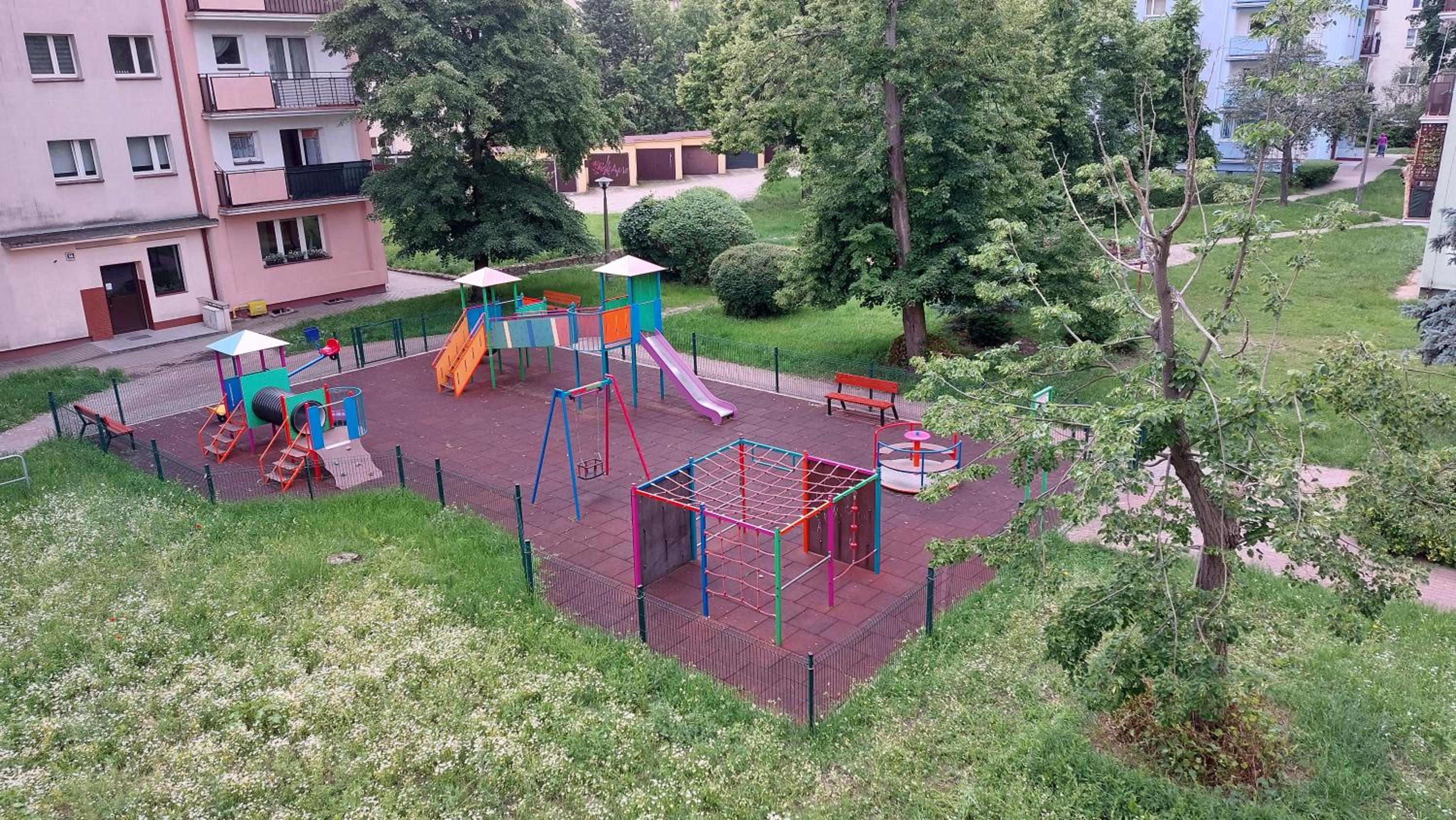 Photo 12