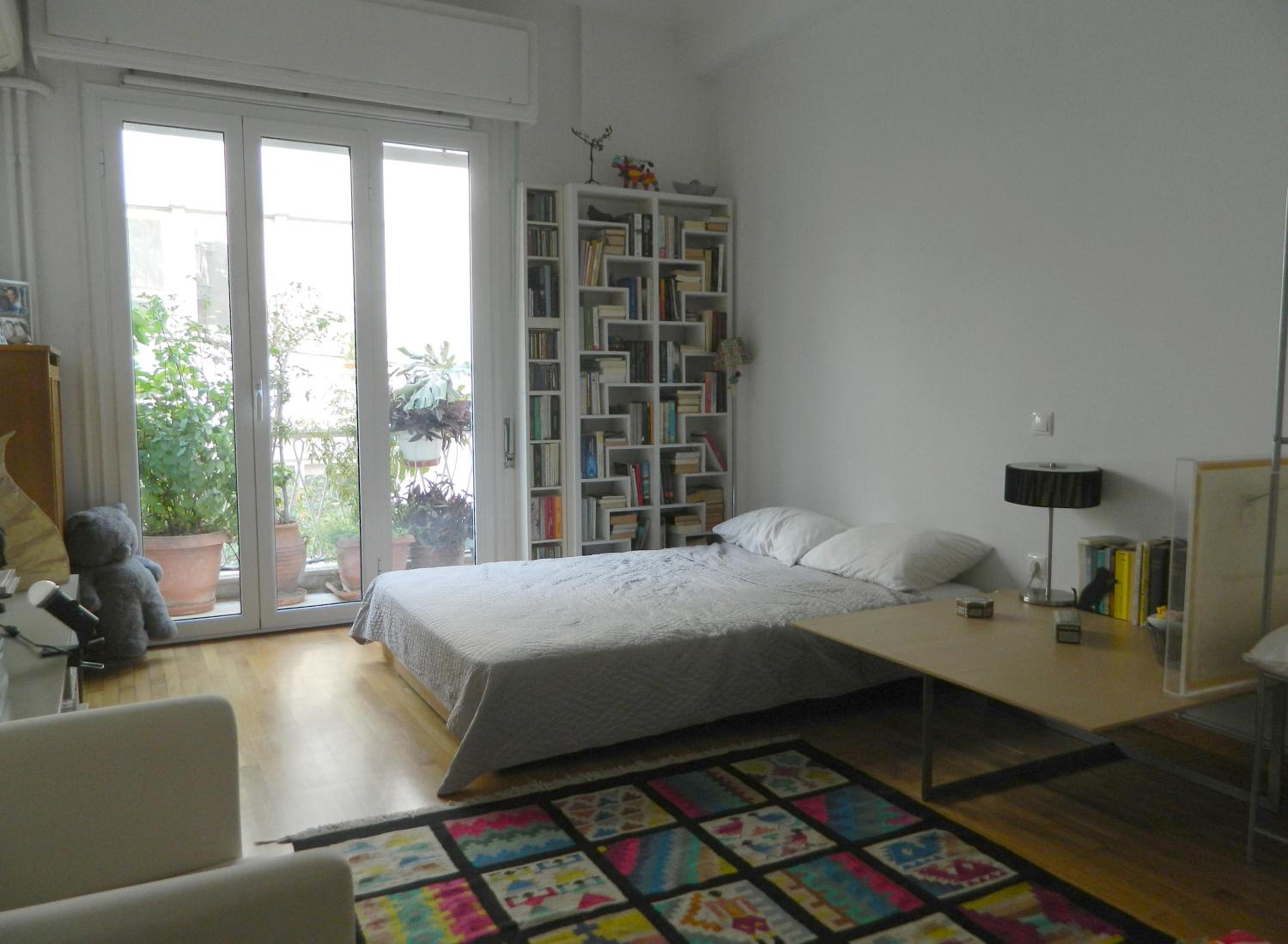 Elegant 3BD apartment in Kolonaki