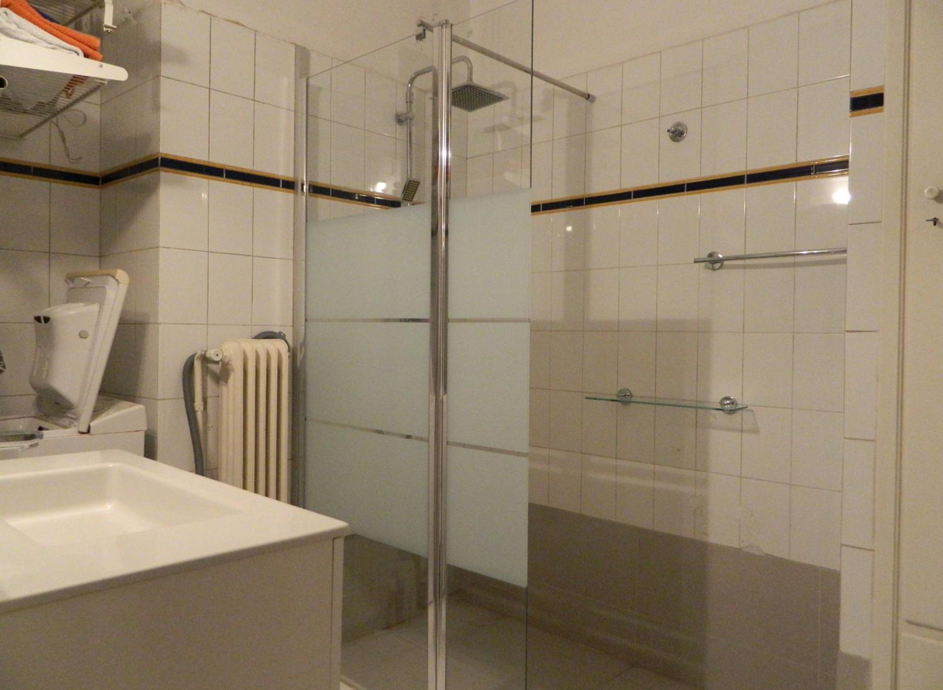 Elegant 3BD apartment in Kolonaki