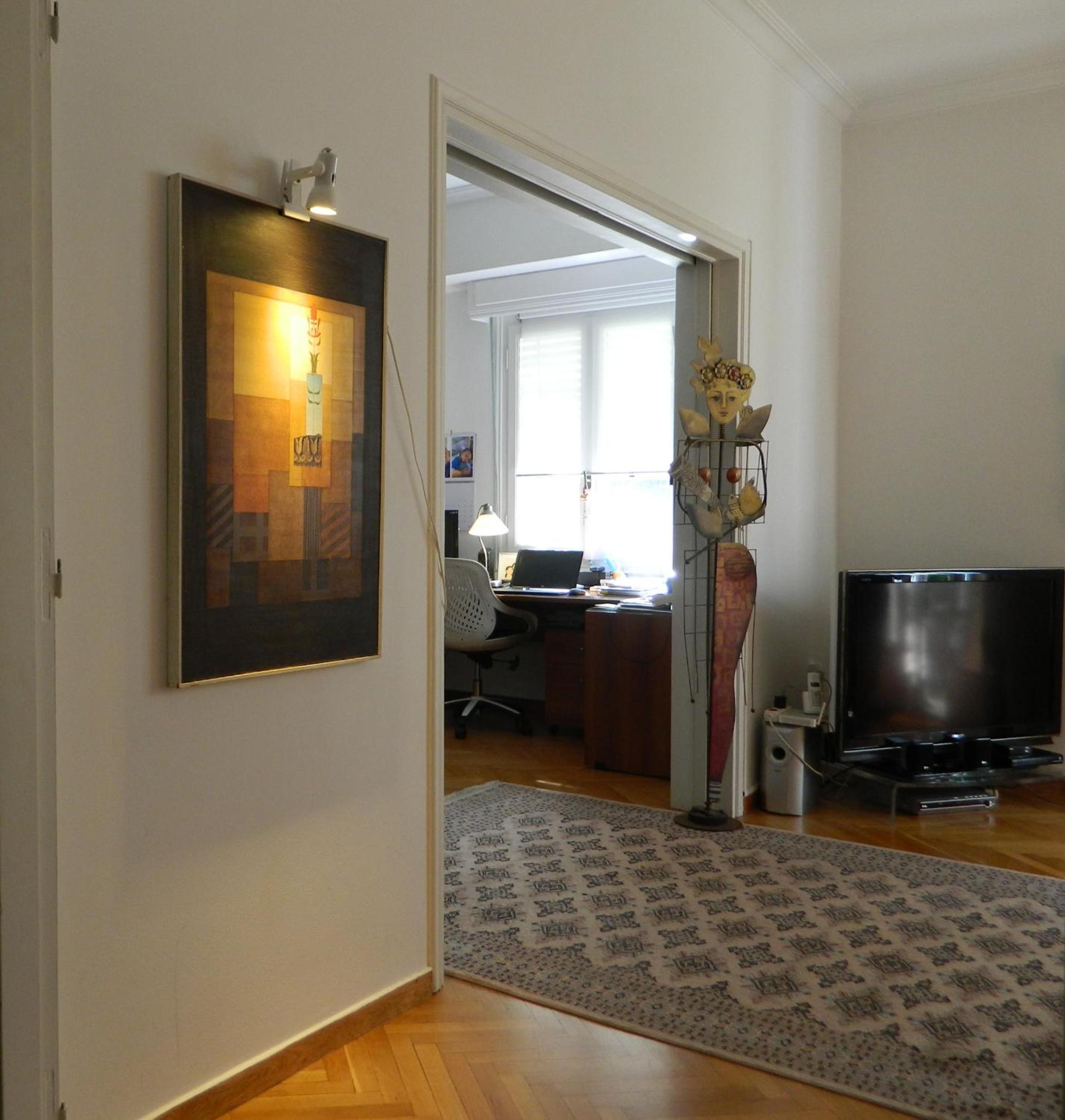 Elegant 3BD apartment in Kolonaki