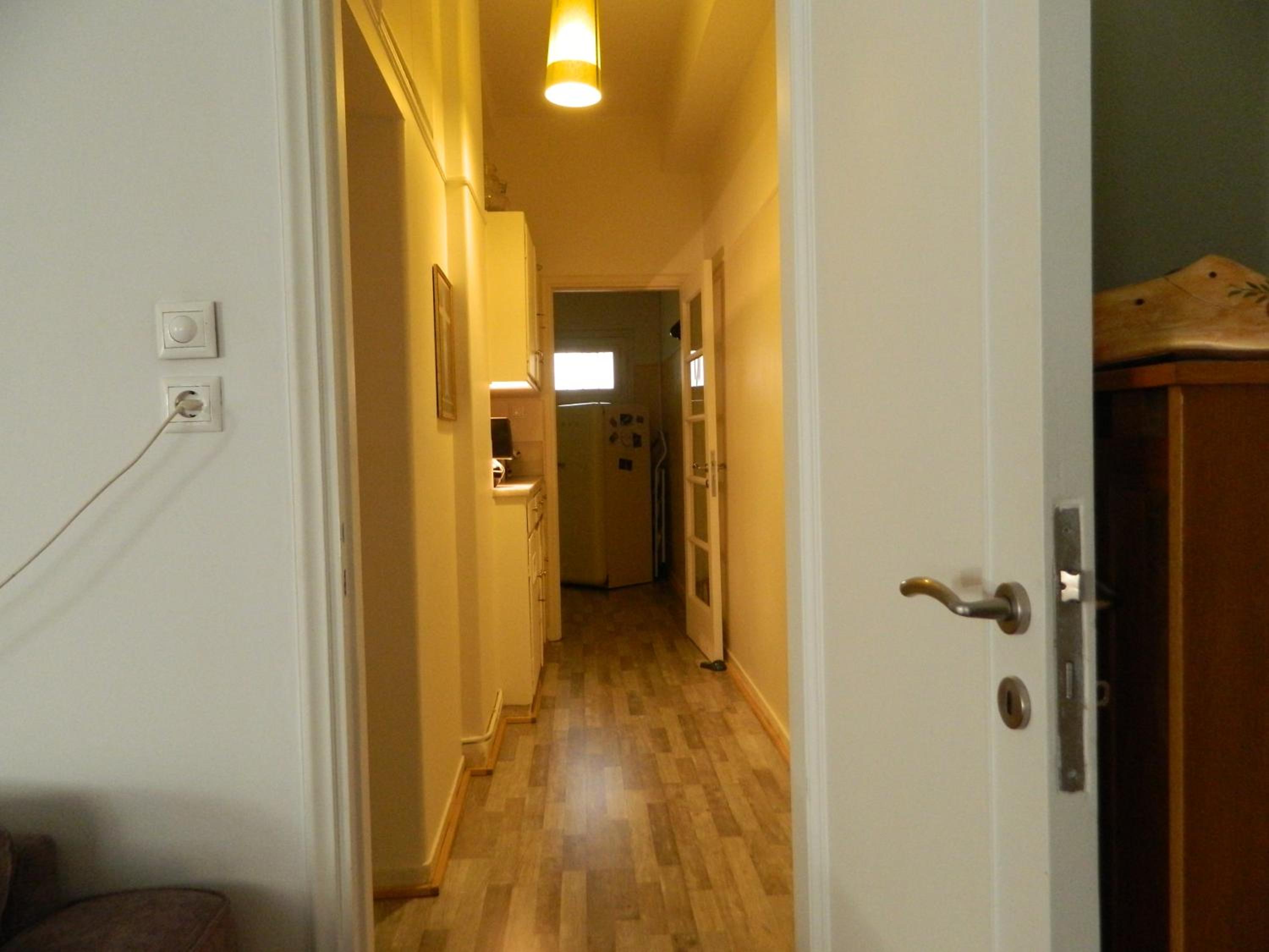 Elegant 3BD apartment in Kolonaki