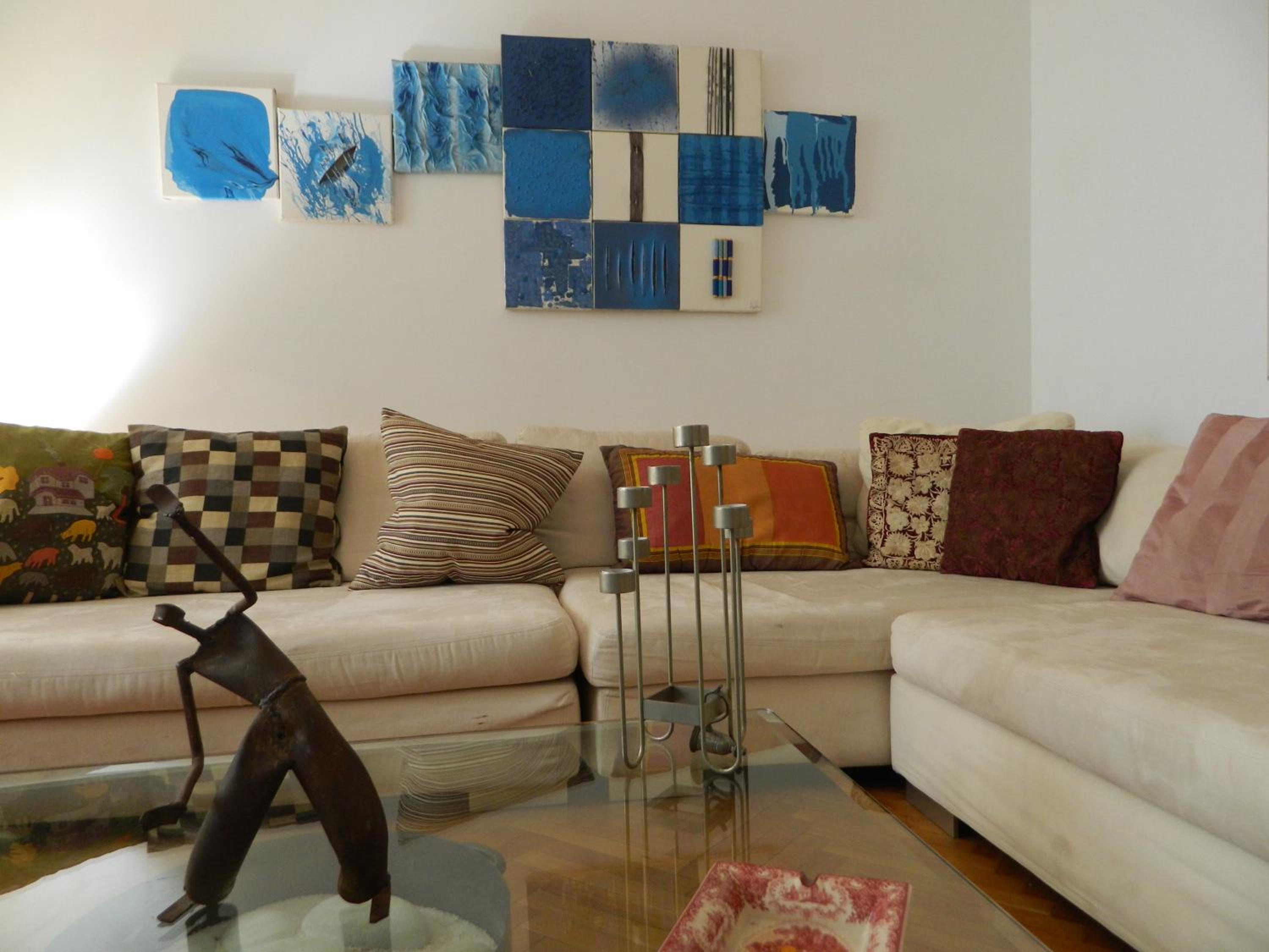 Elegant 3BD apartment in Kolonaki