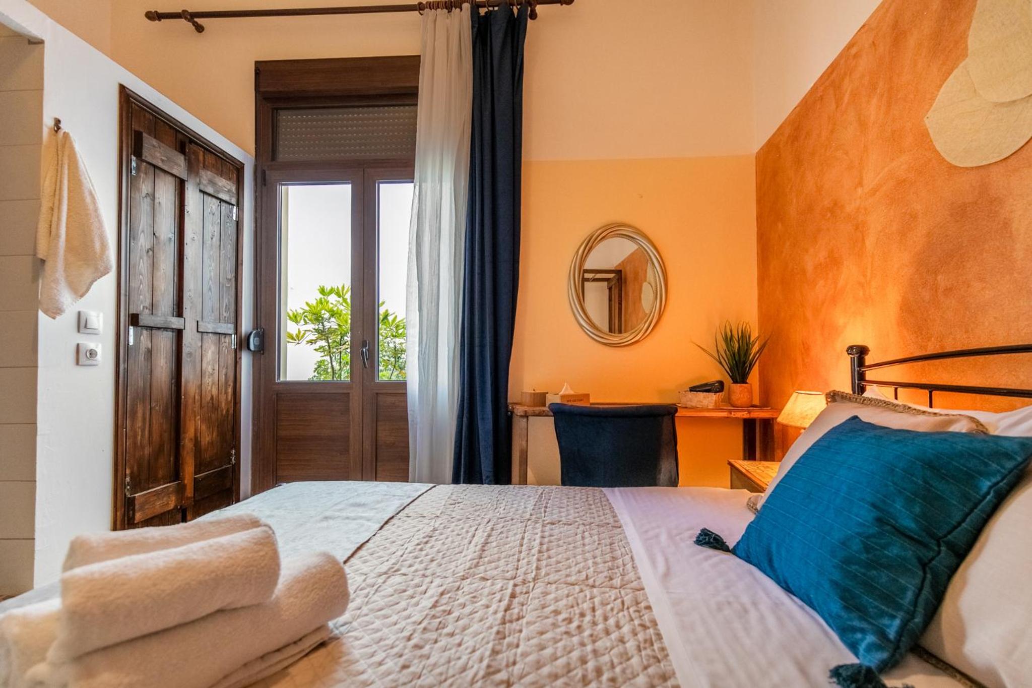 Mascot Traditional Guest House