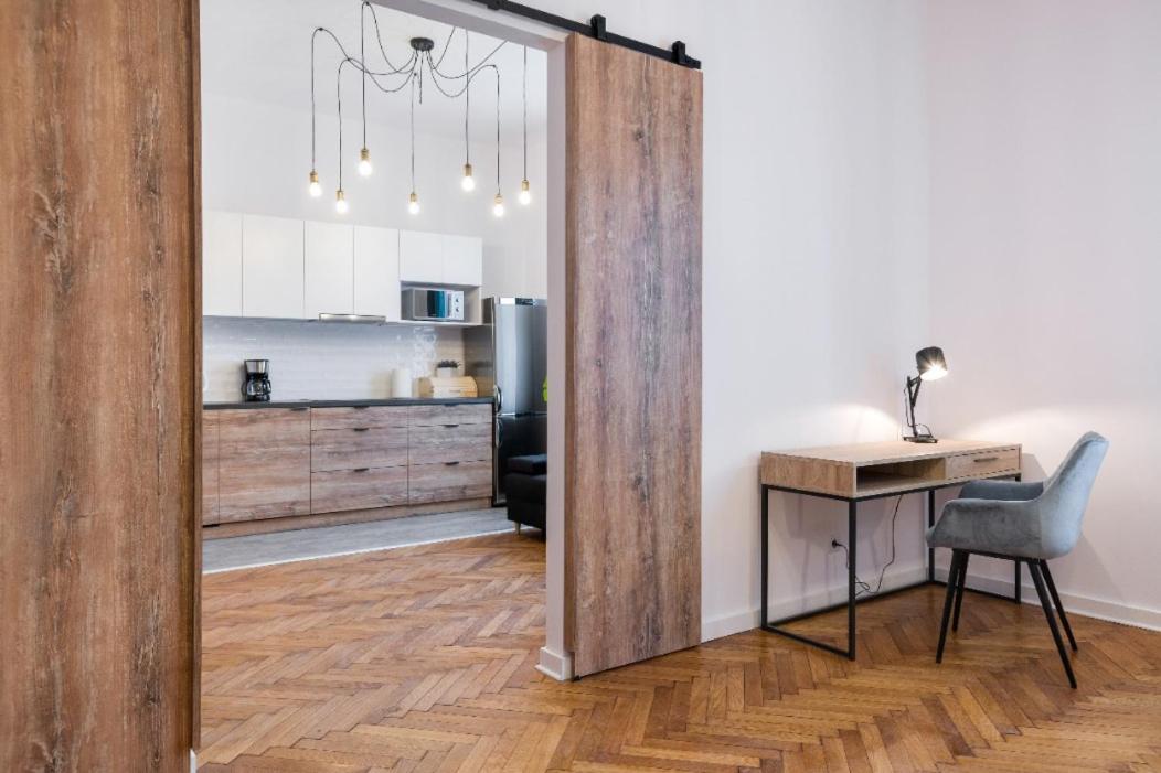 Fancy Apartments with Lift and A/C