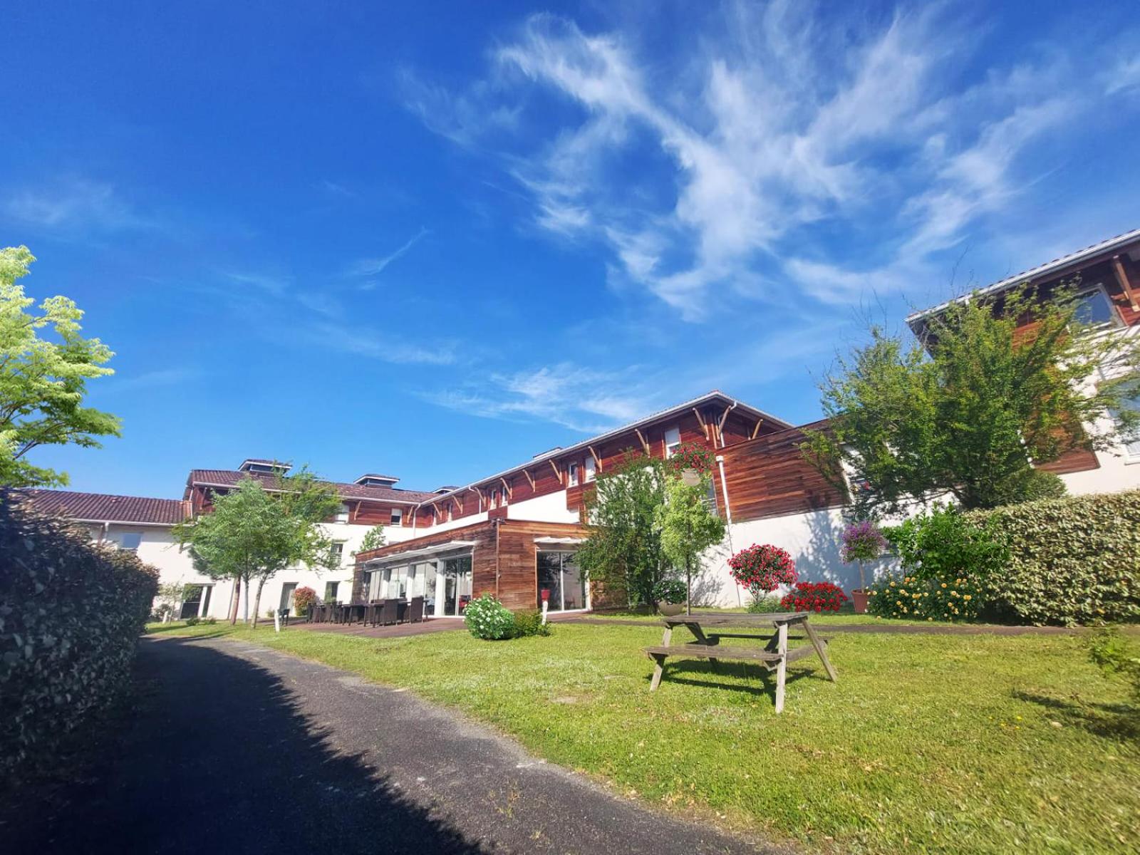 Villa Rose de Mons - Résidence Services Senior view 3