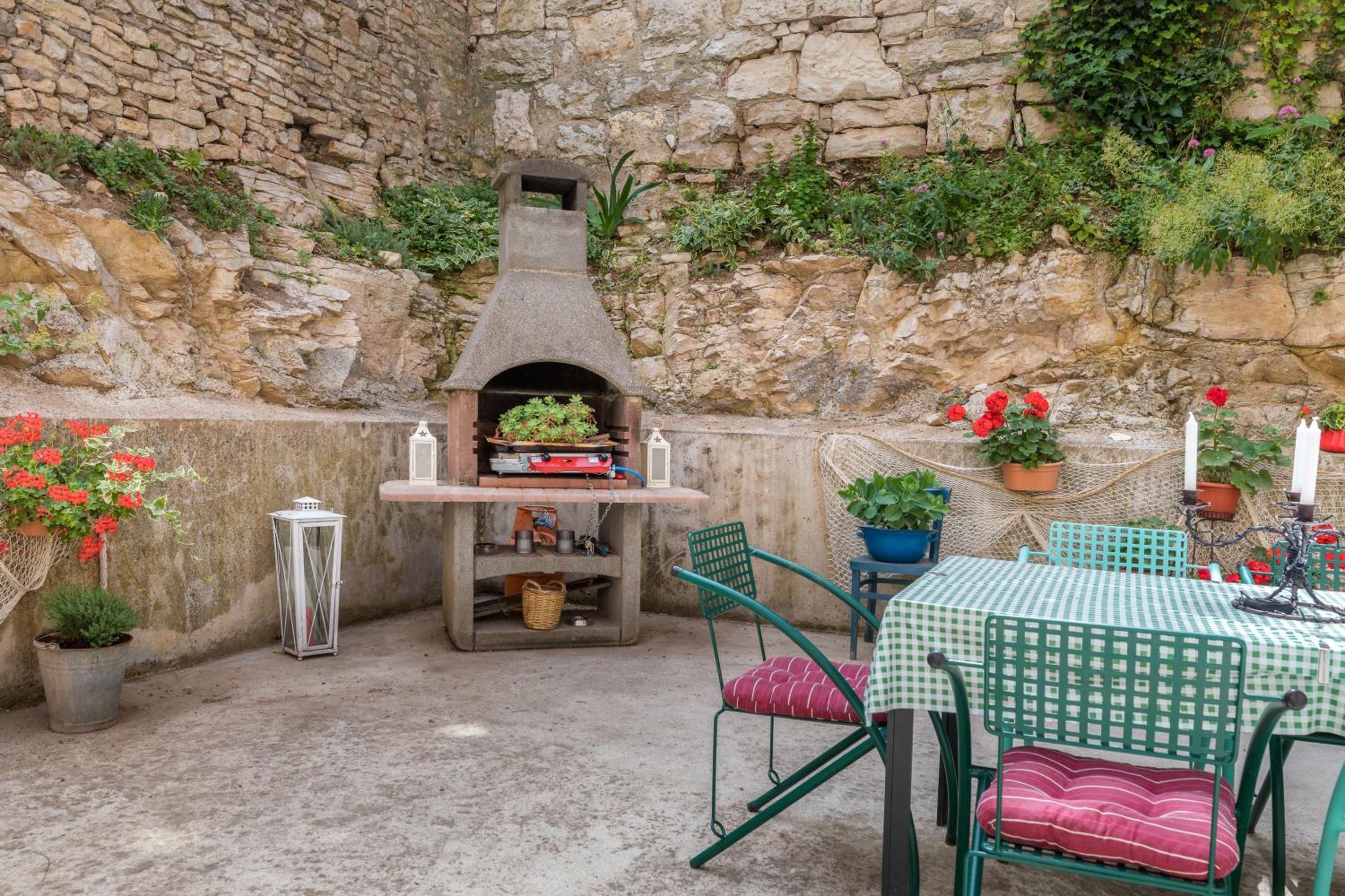 Pula Vacations - Apartment-Old Town-Dundo - Property Image 12