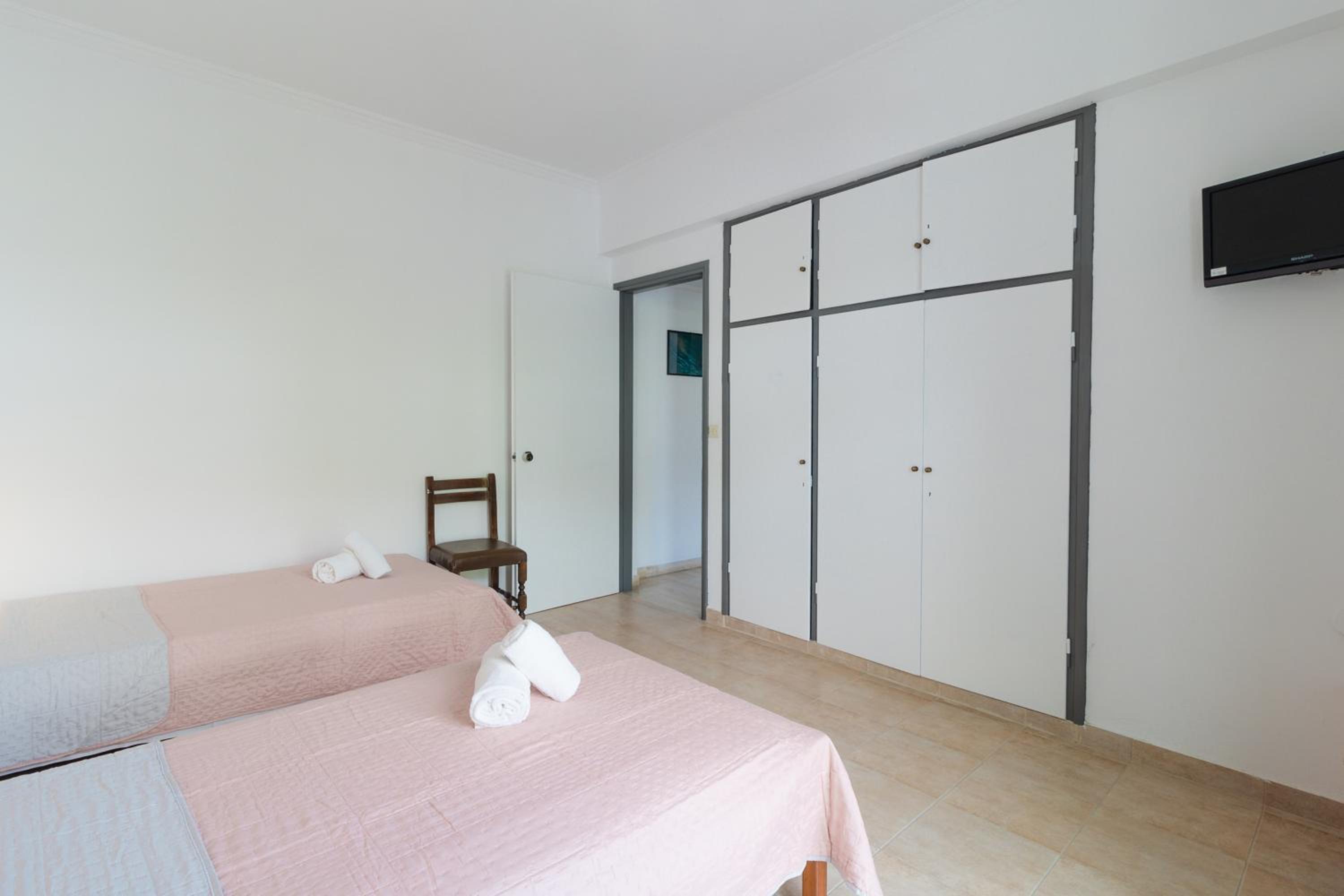 Kantaros Apartments
