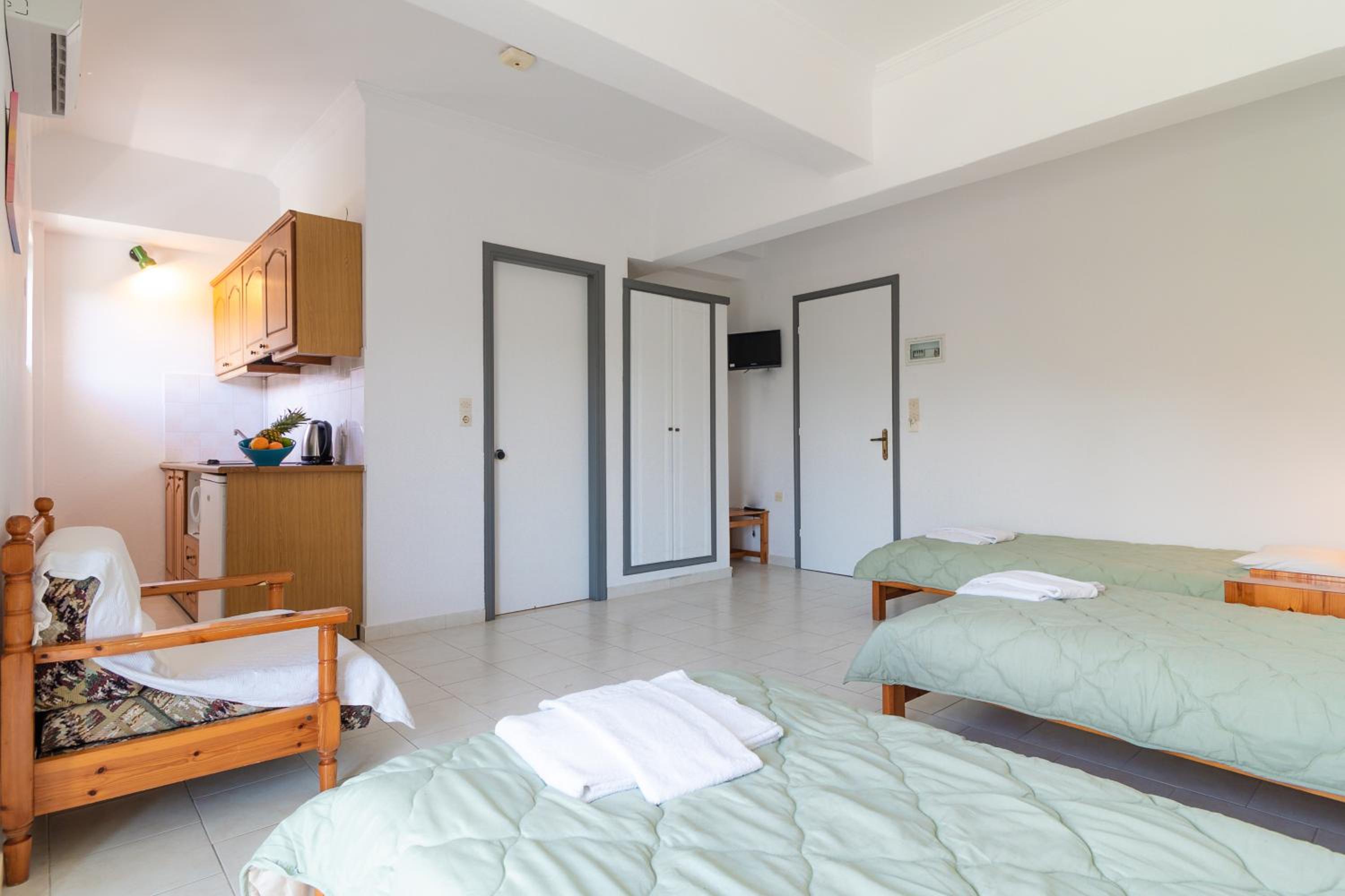 Kantaros Apartments