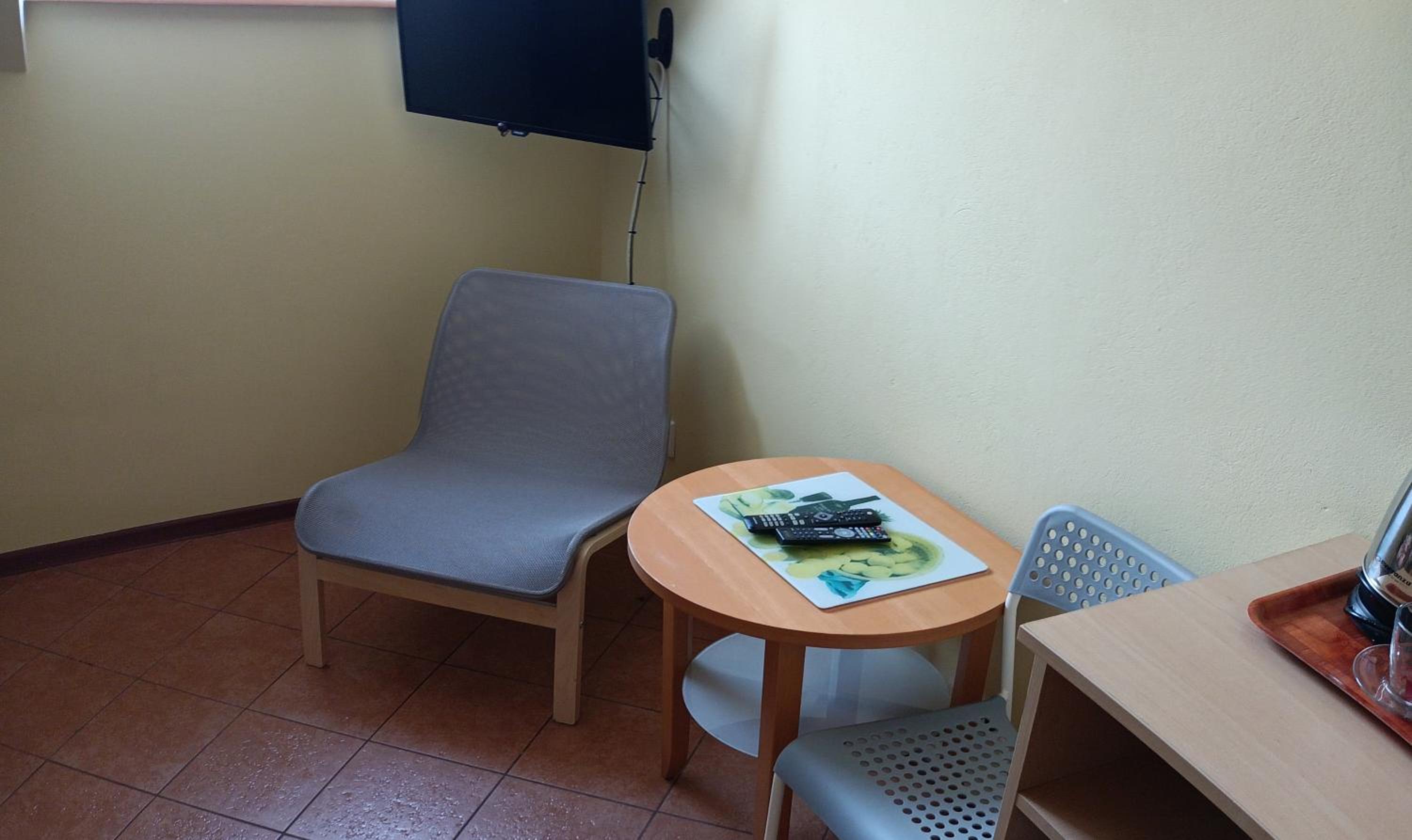 Photo 6