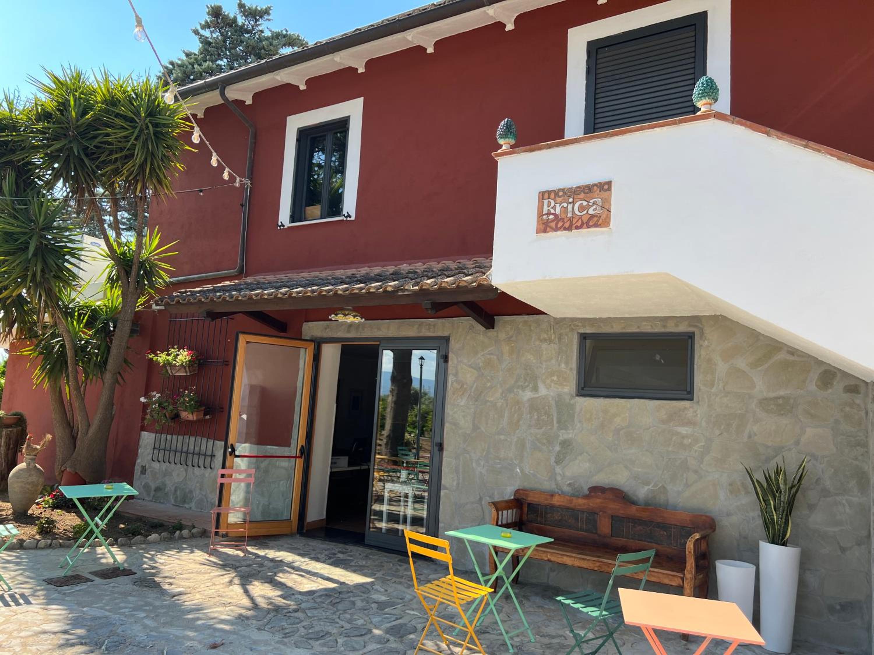 Masseria Brica Rossa