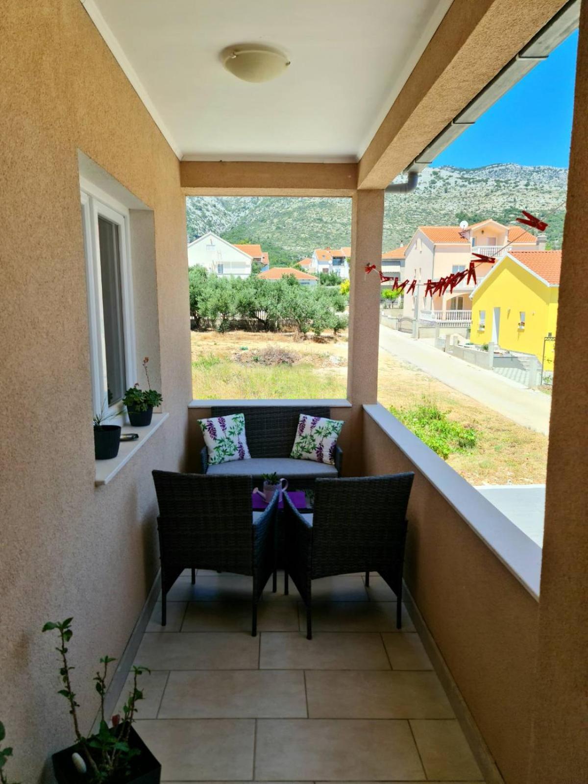 Apartmani Daria view 2