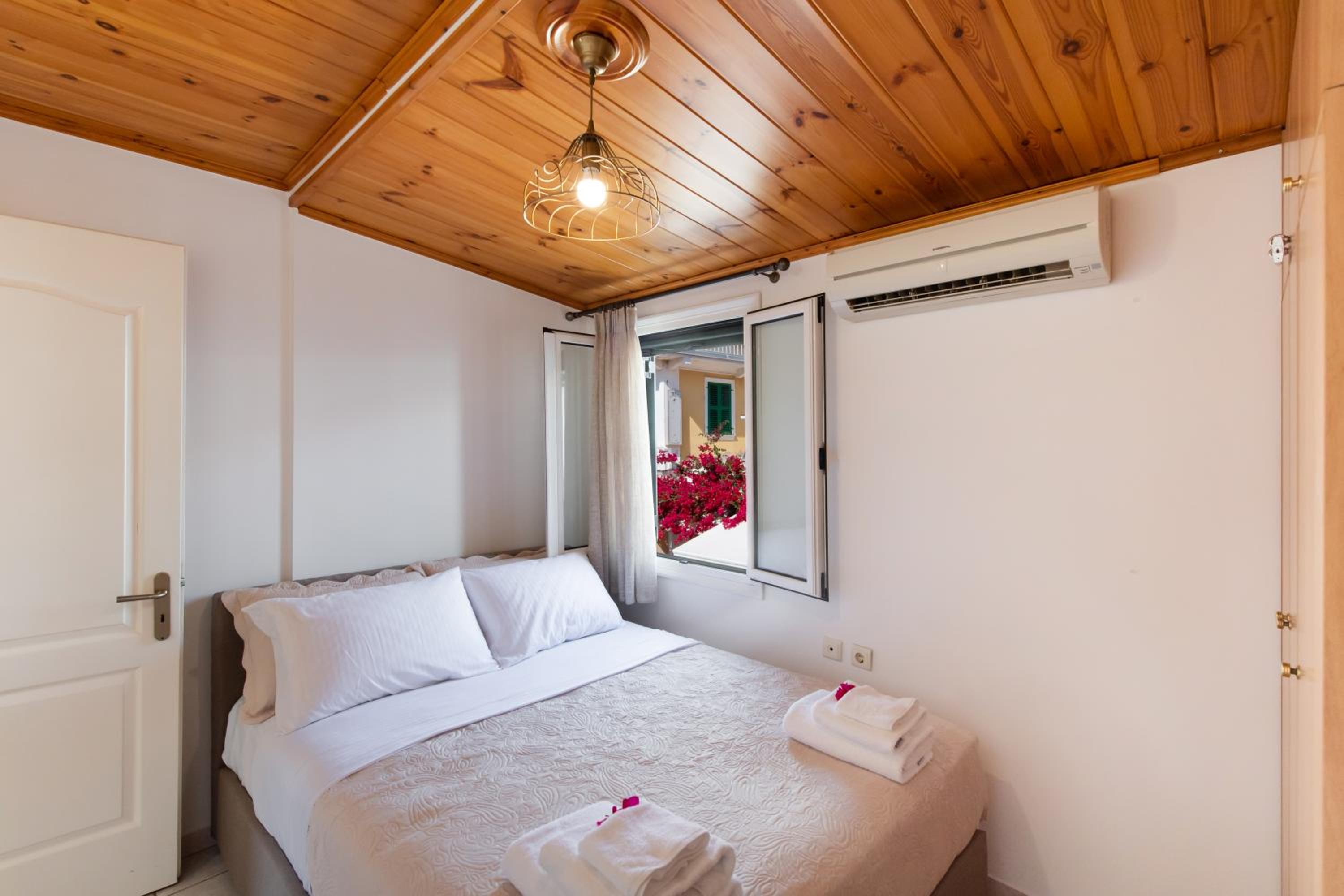 Melas Home photo 4