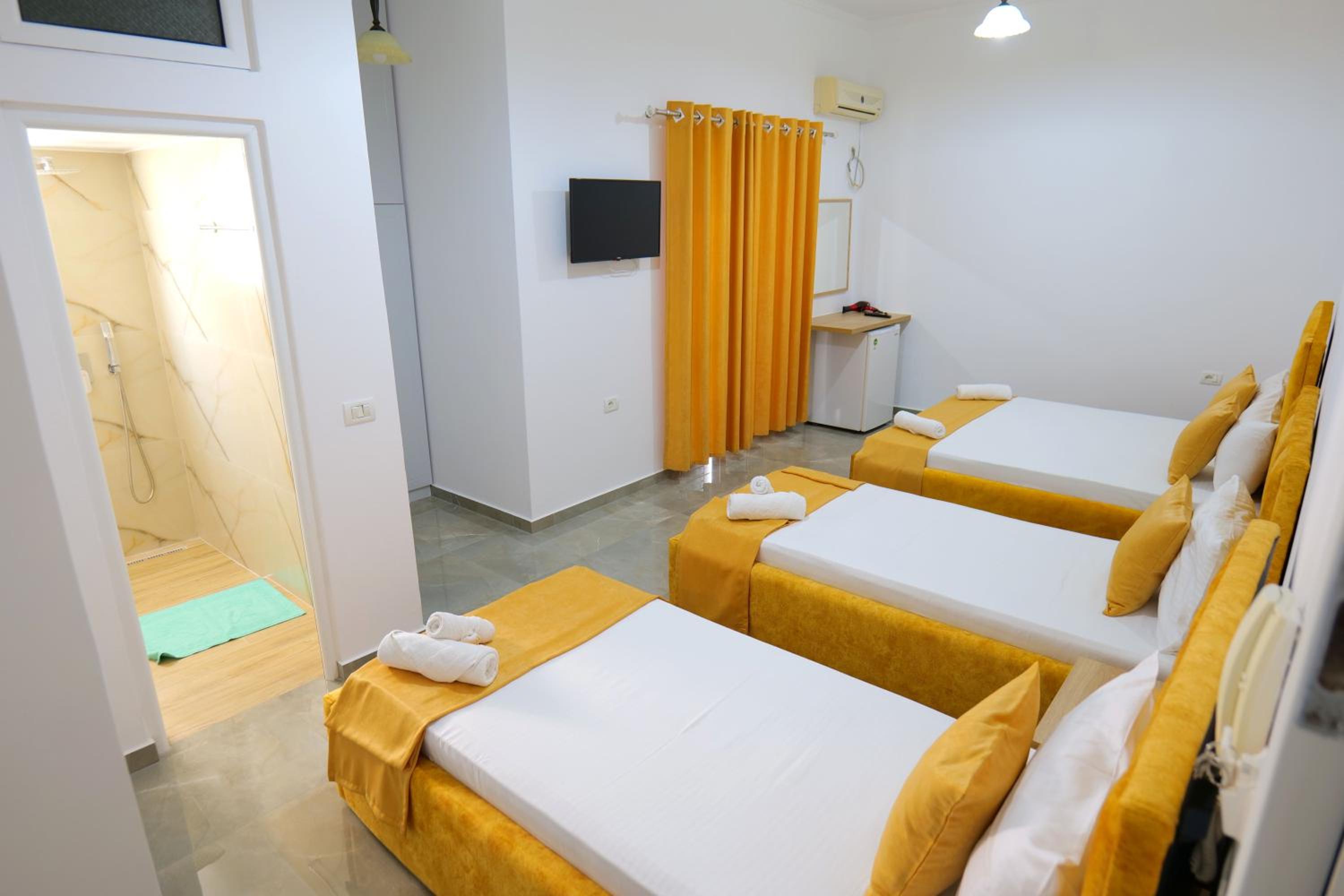 HOTEL ADI-VERA