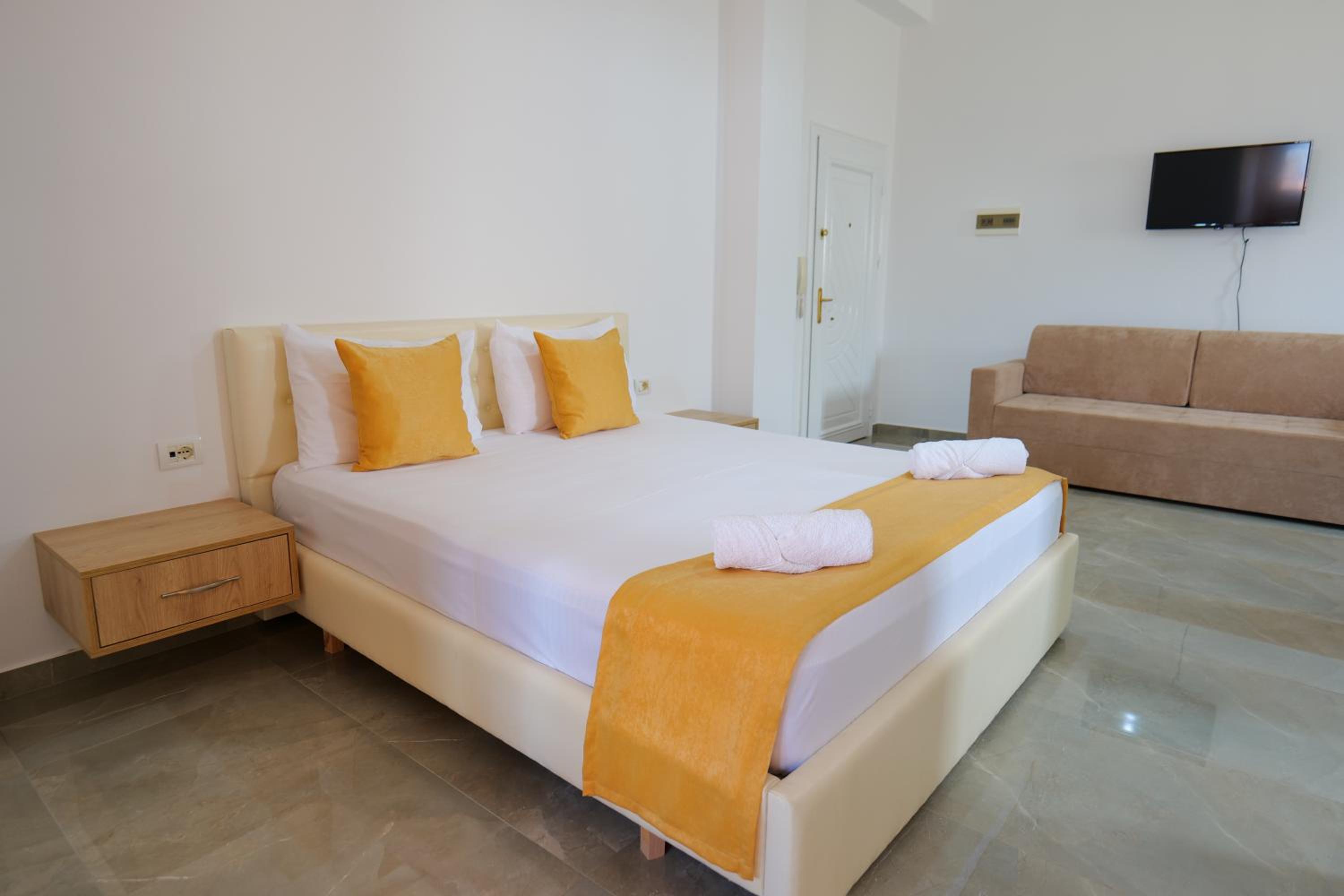 HOTEL ADI-VERA
