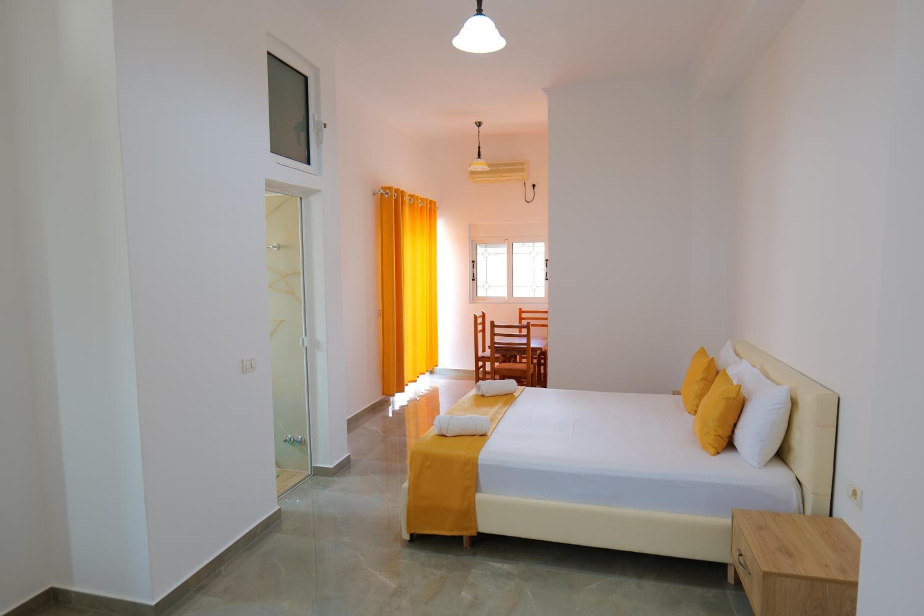 HOTEL ADI-VERA