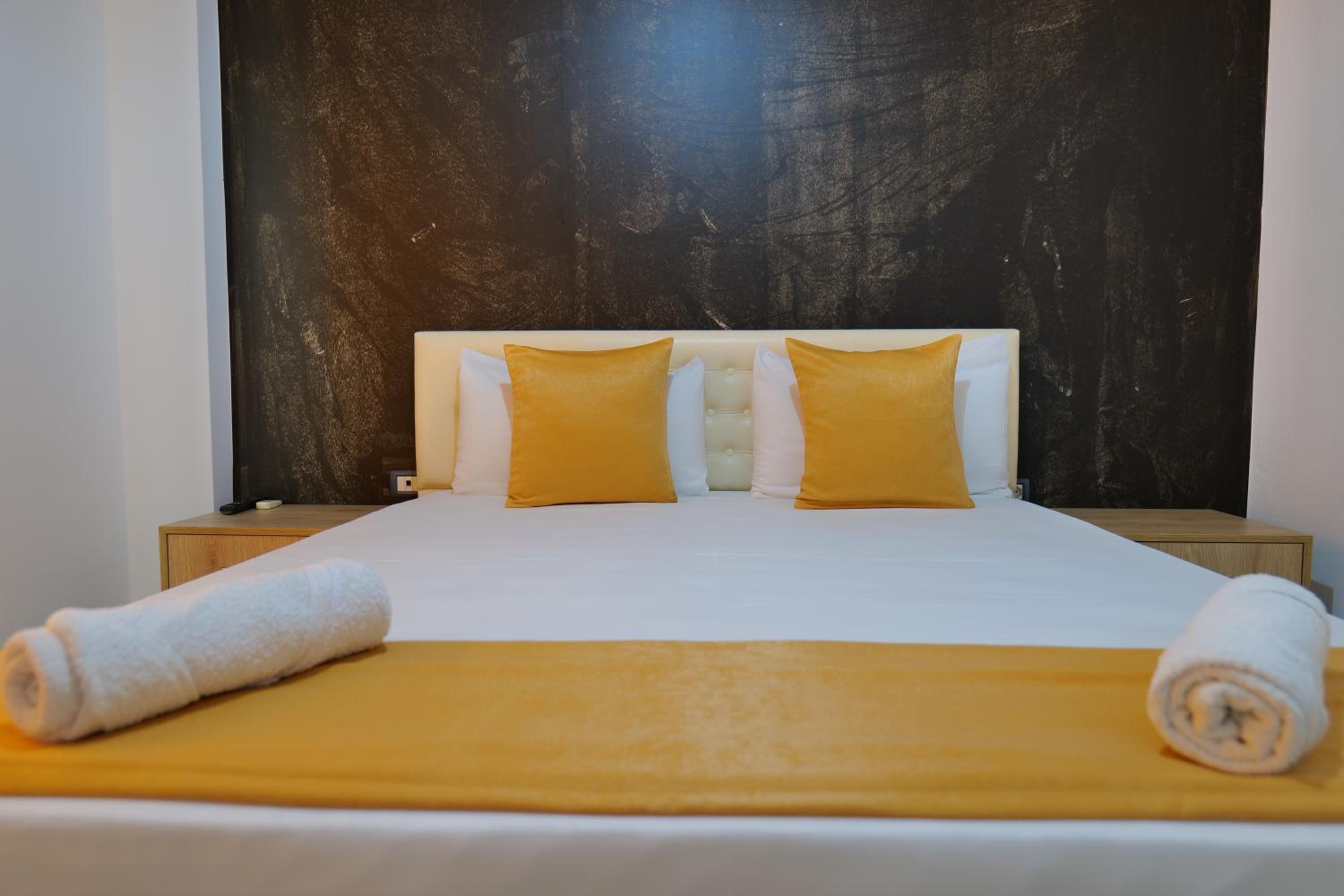 HOTEL ADI-VERA