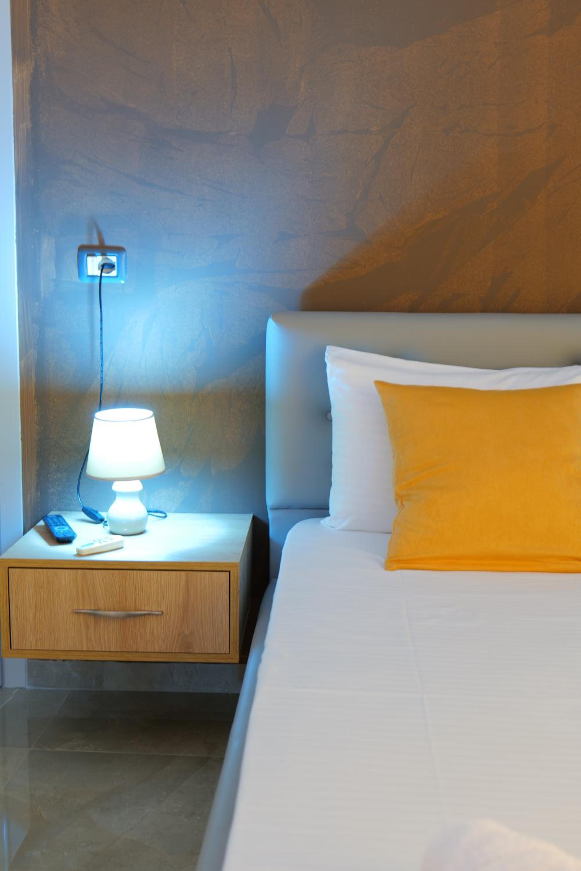 HOTEL ADI-VERA
