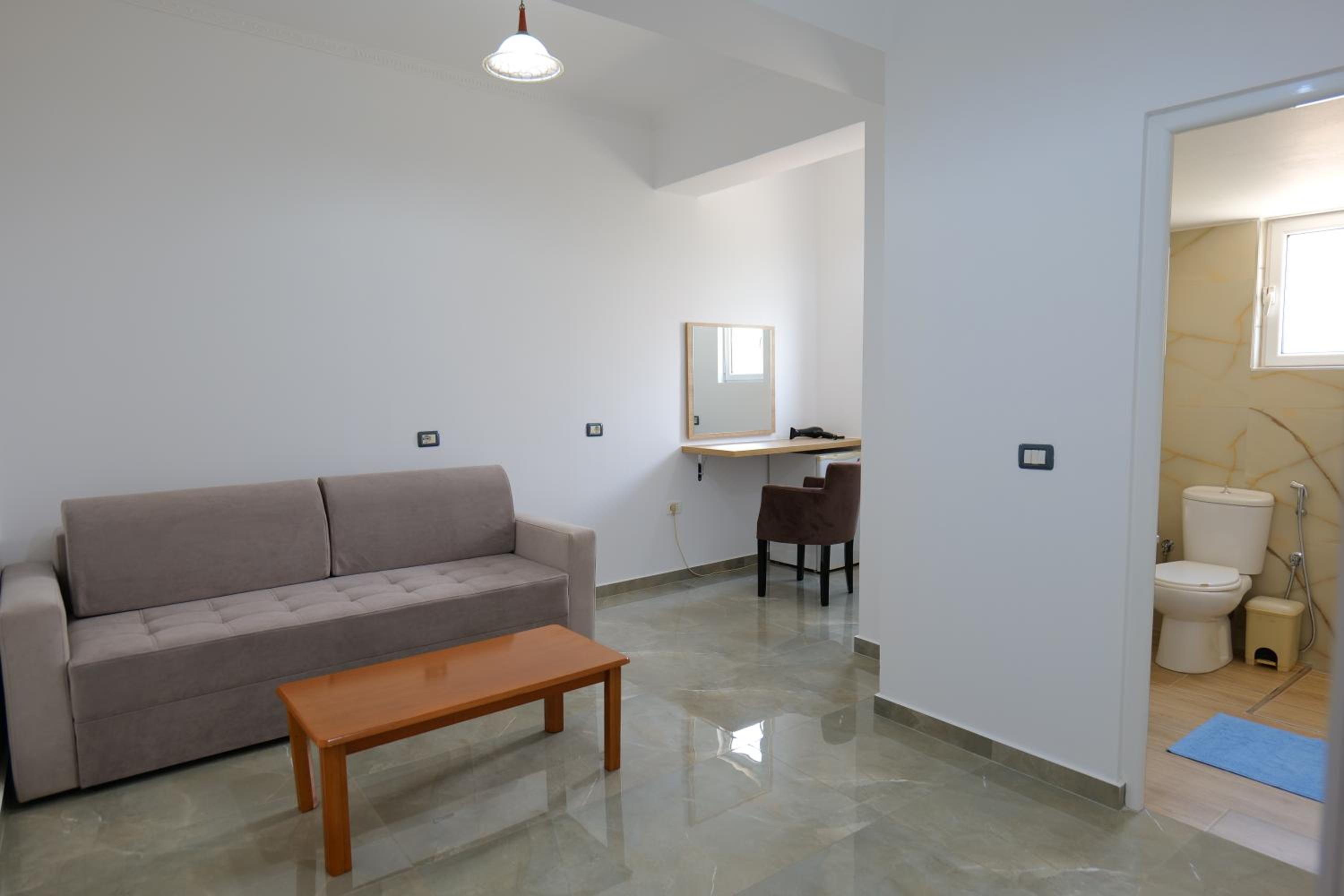 HOTEL ADI-VERA