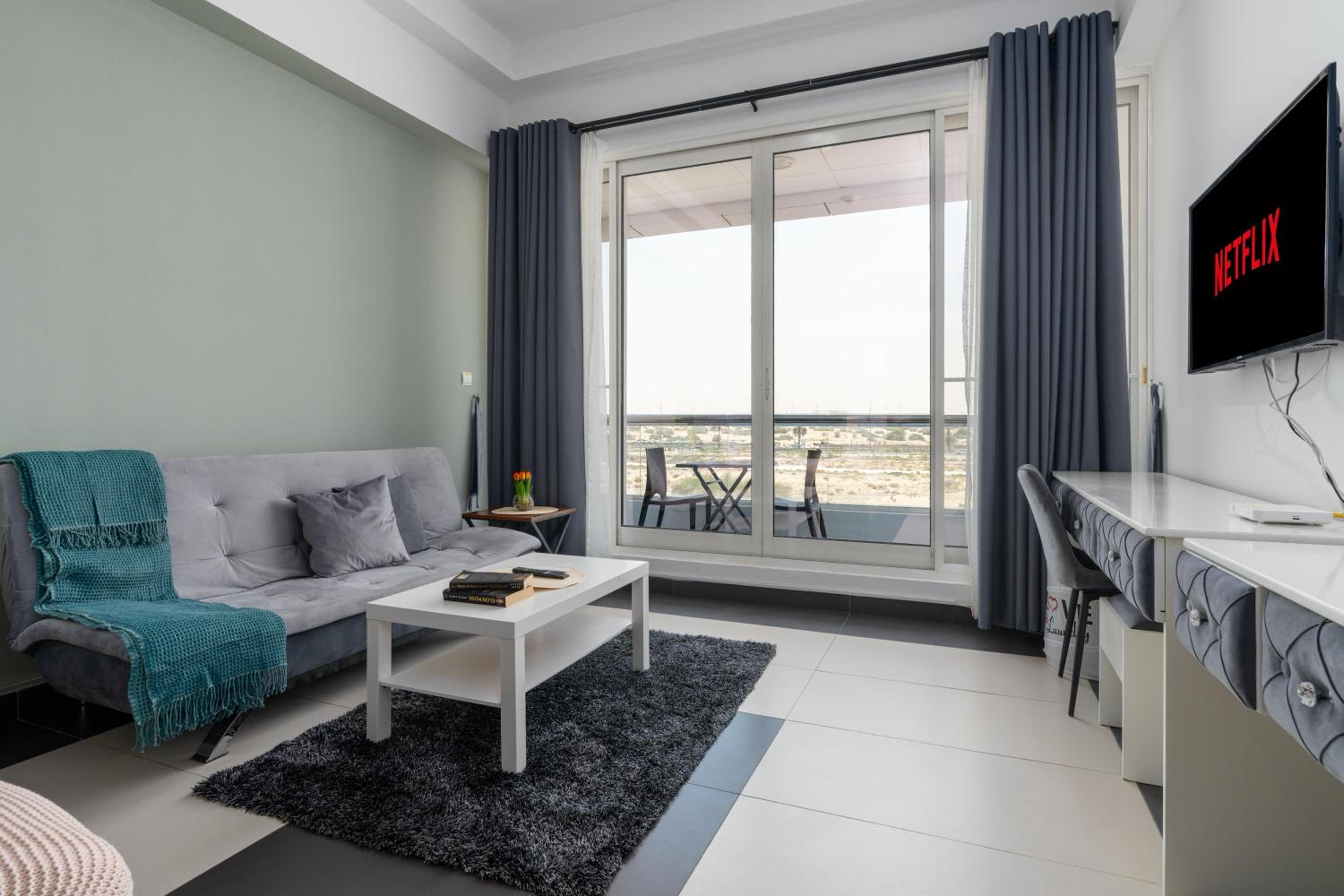 Vacay Lettings - Silicon Oasis Budget Friendly Studio
