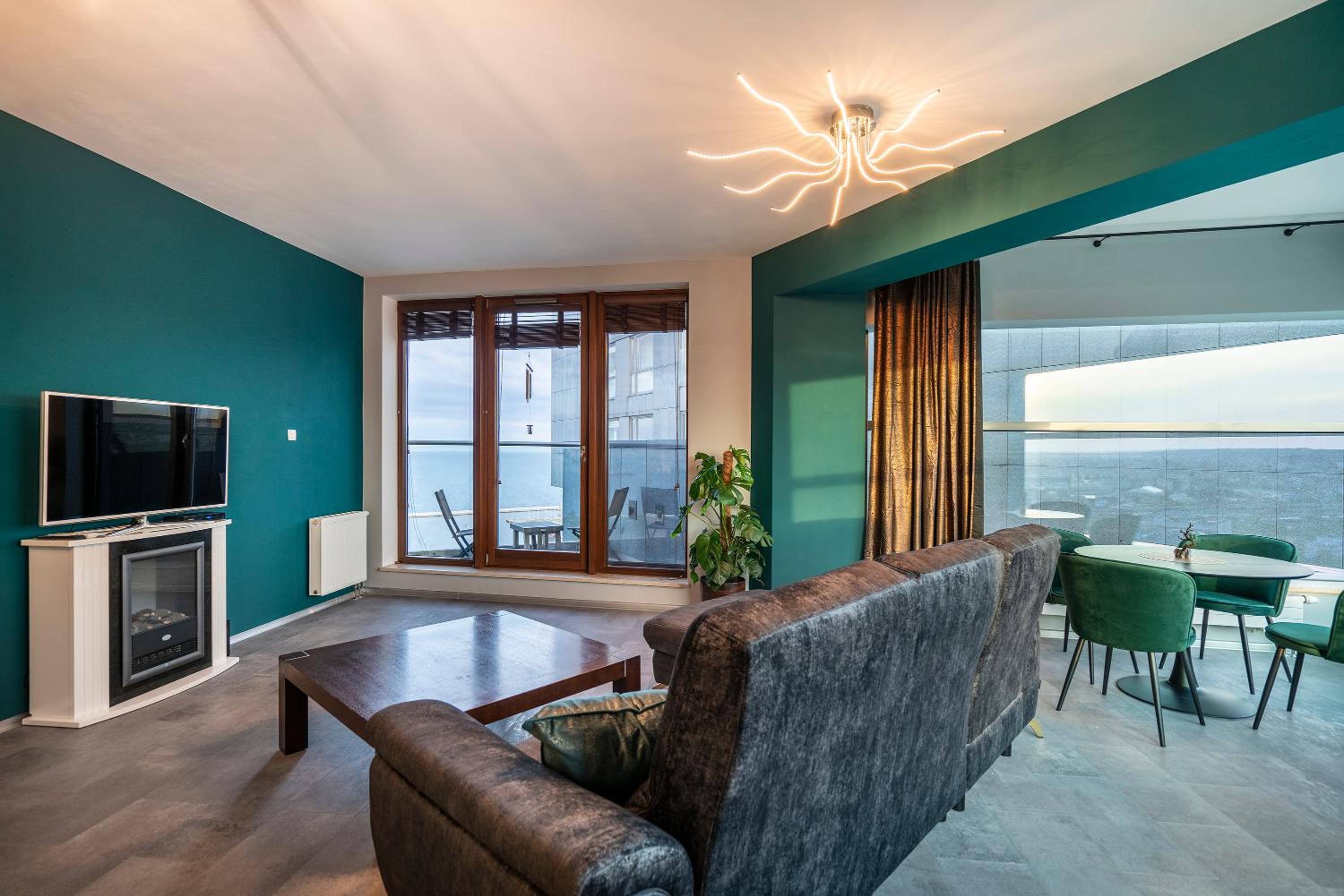 Sea Towers Panoramic Penthouse