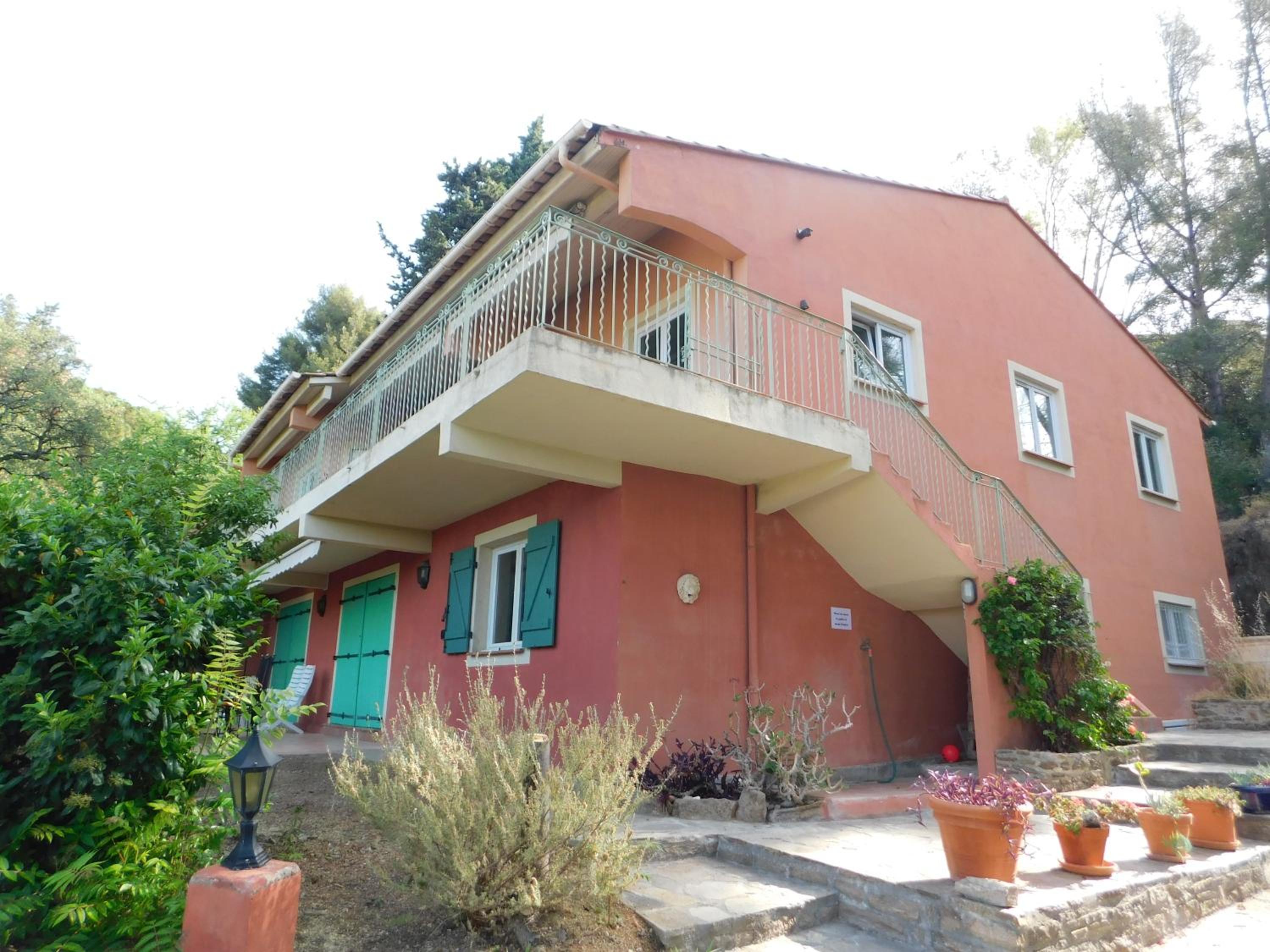 Villa 54 - Plage Aiguebelle 250m view 2
