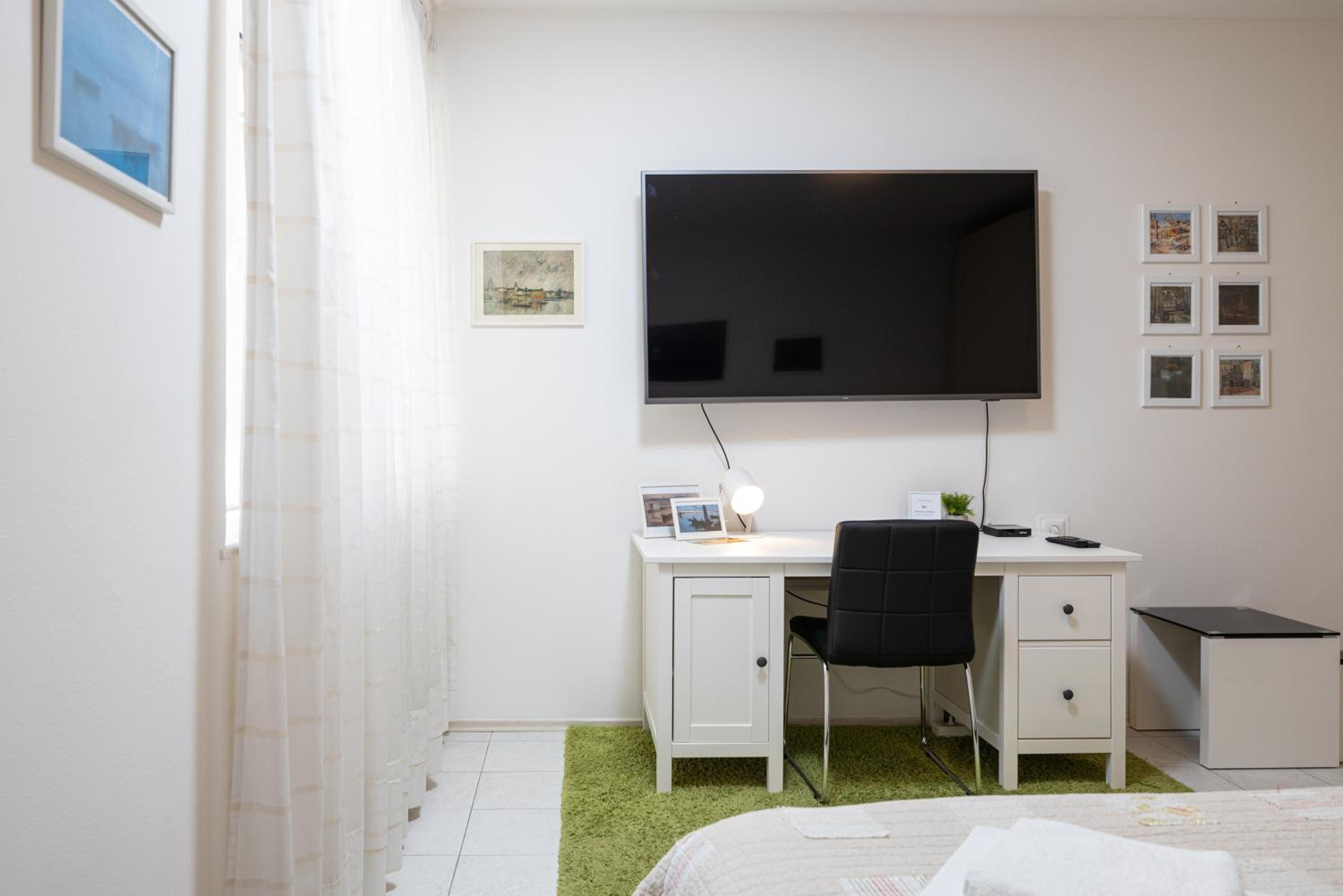Downtown City Apartment view 5