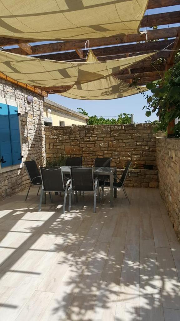 Kamena Kuća Mamma Mia view 2