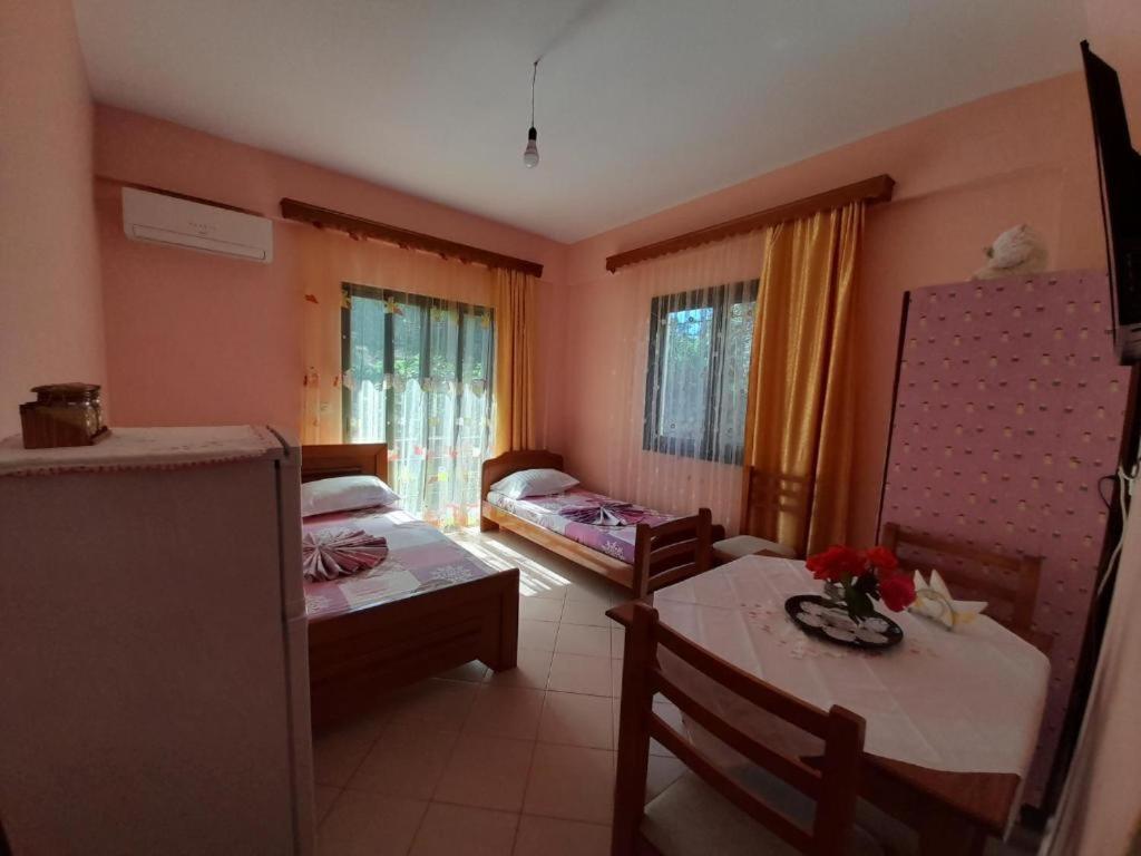 Apartments Meleqi