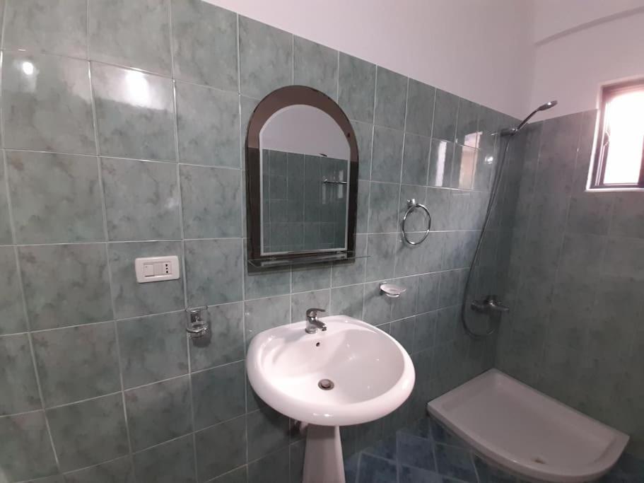 Apartments Meleqi