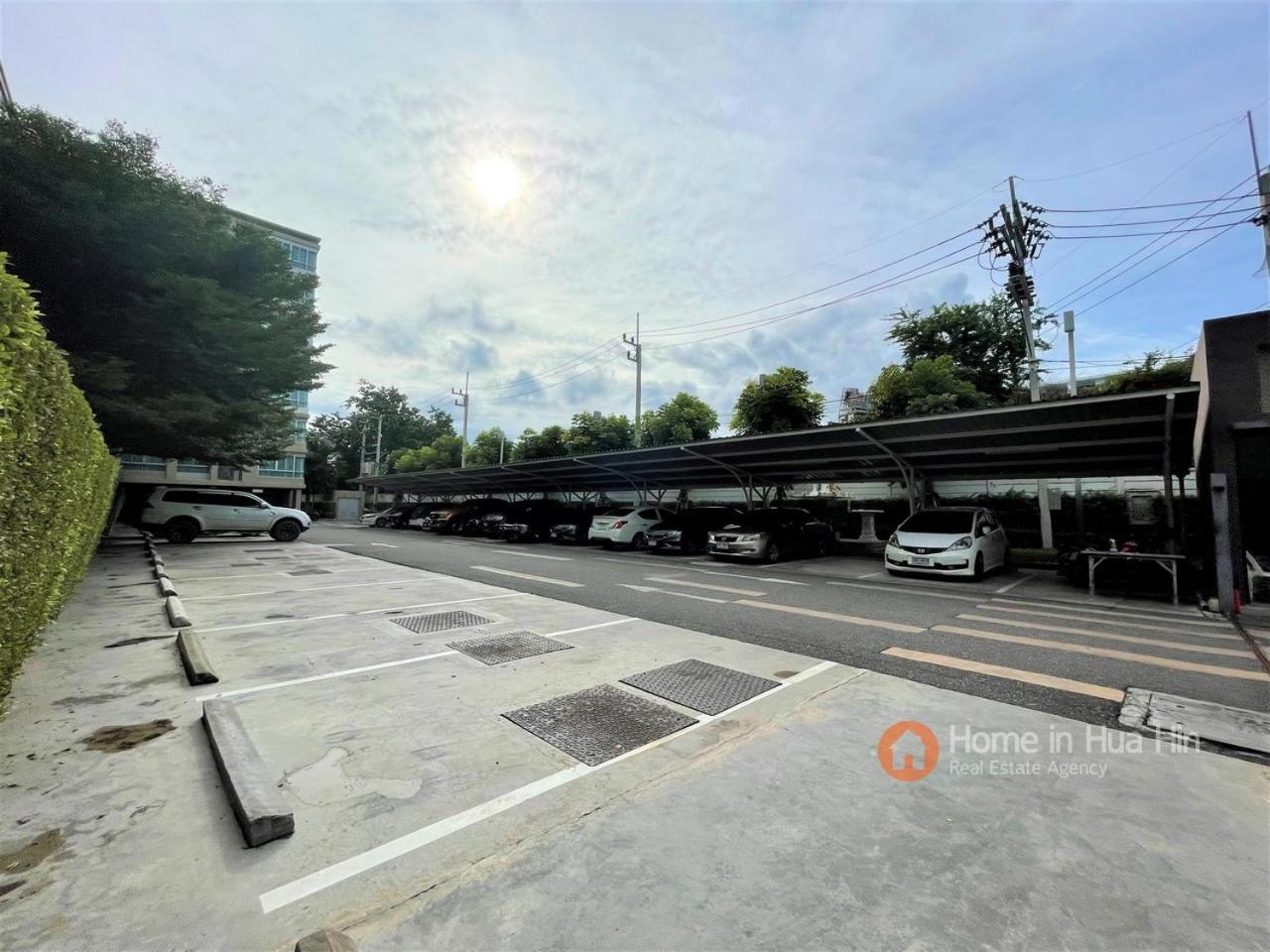 291 Hua Hin Condo Cicada Market 9mins to beach