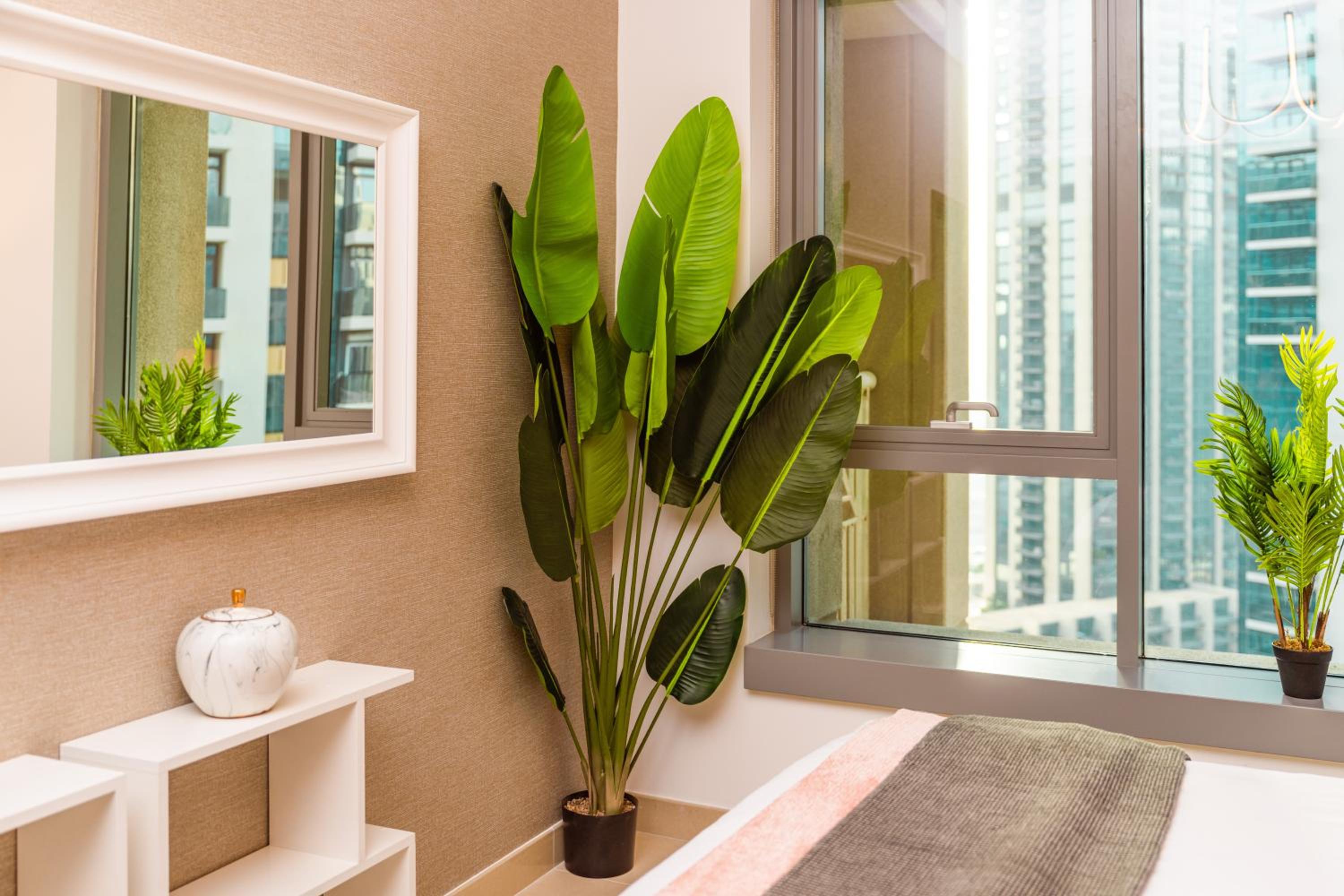 Prime Retreats - 29 Emaar Boulevard Downtown Dubai