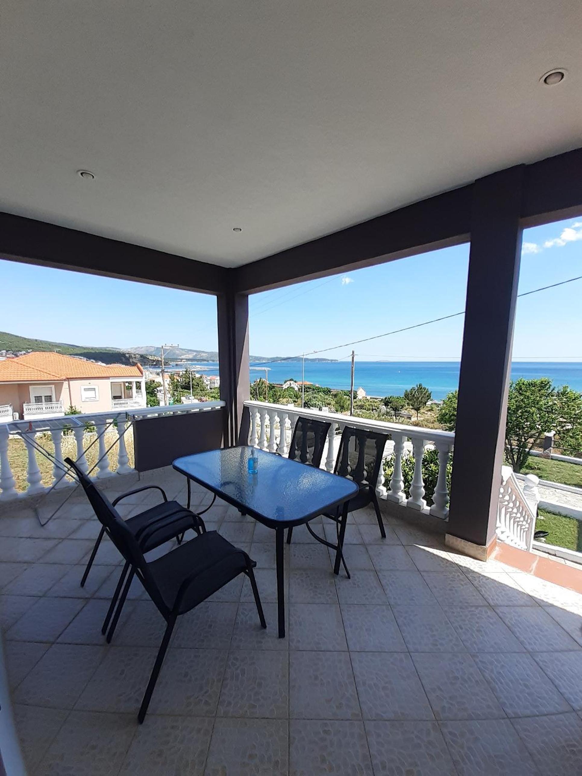 Antoni's Rooms view 2