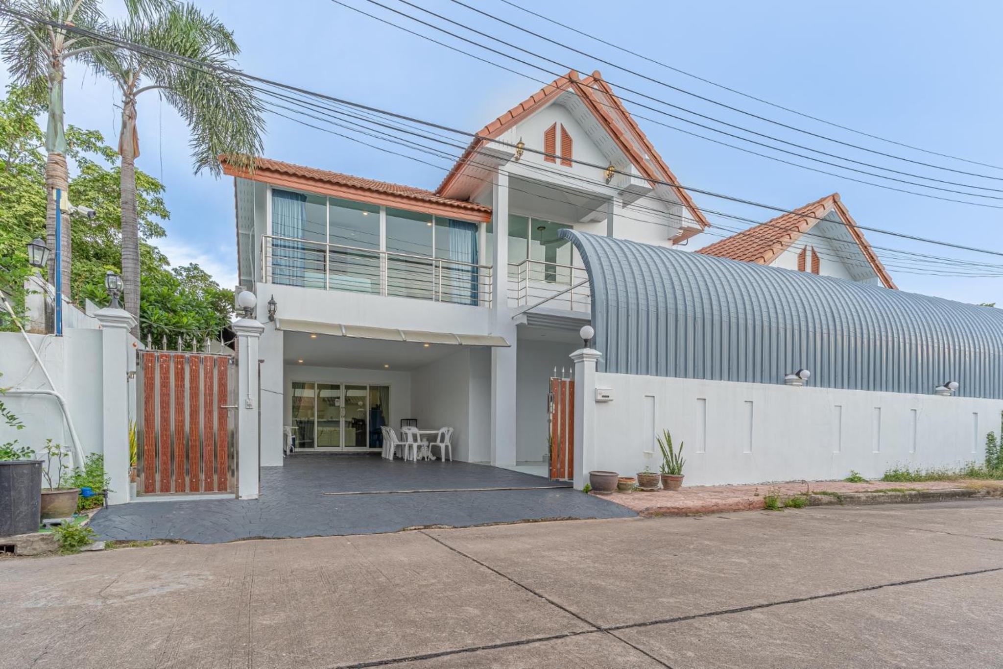 Mew villa 2 pattaya view 4