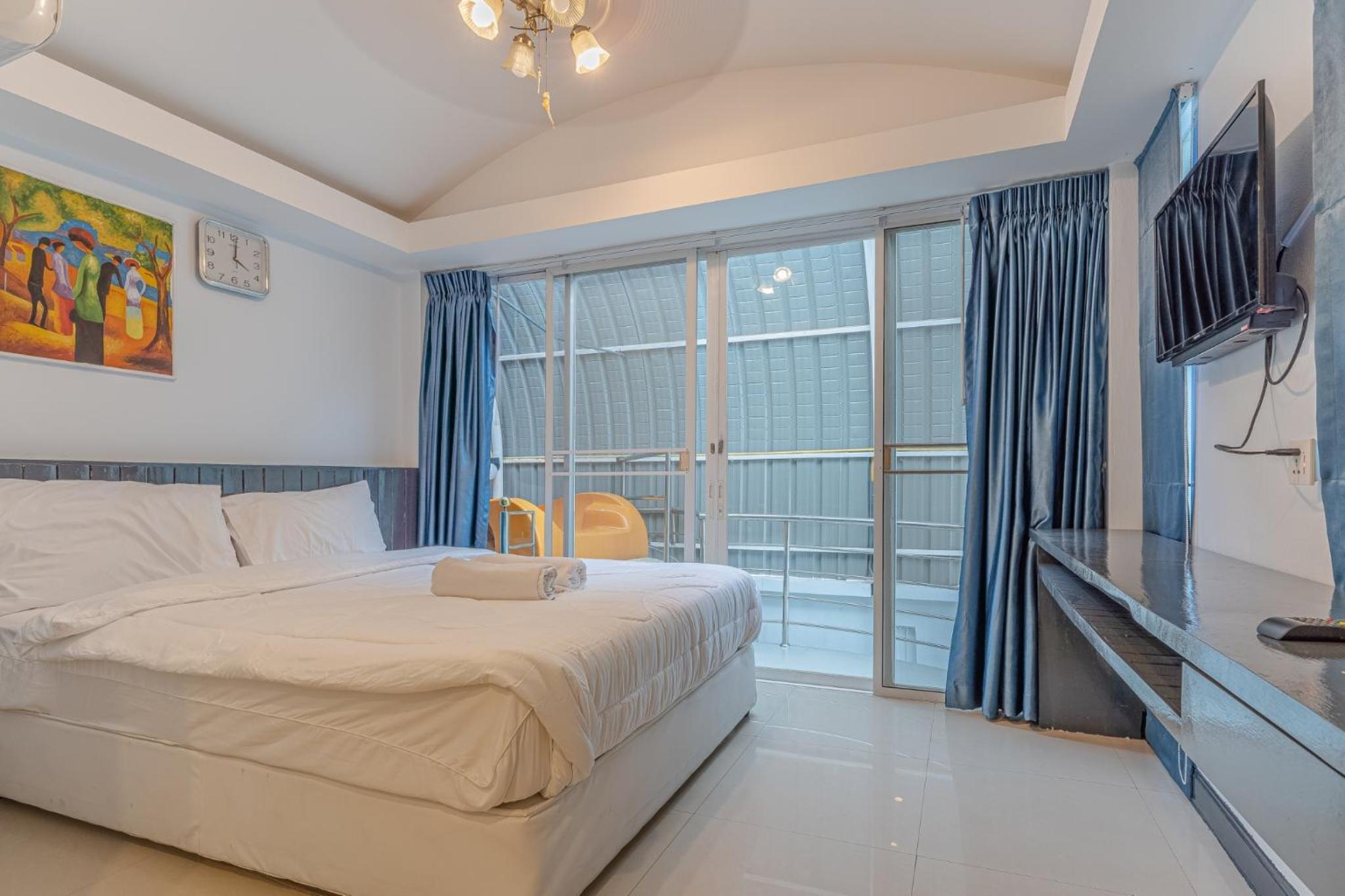 Mew villa 2 pattaya