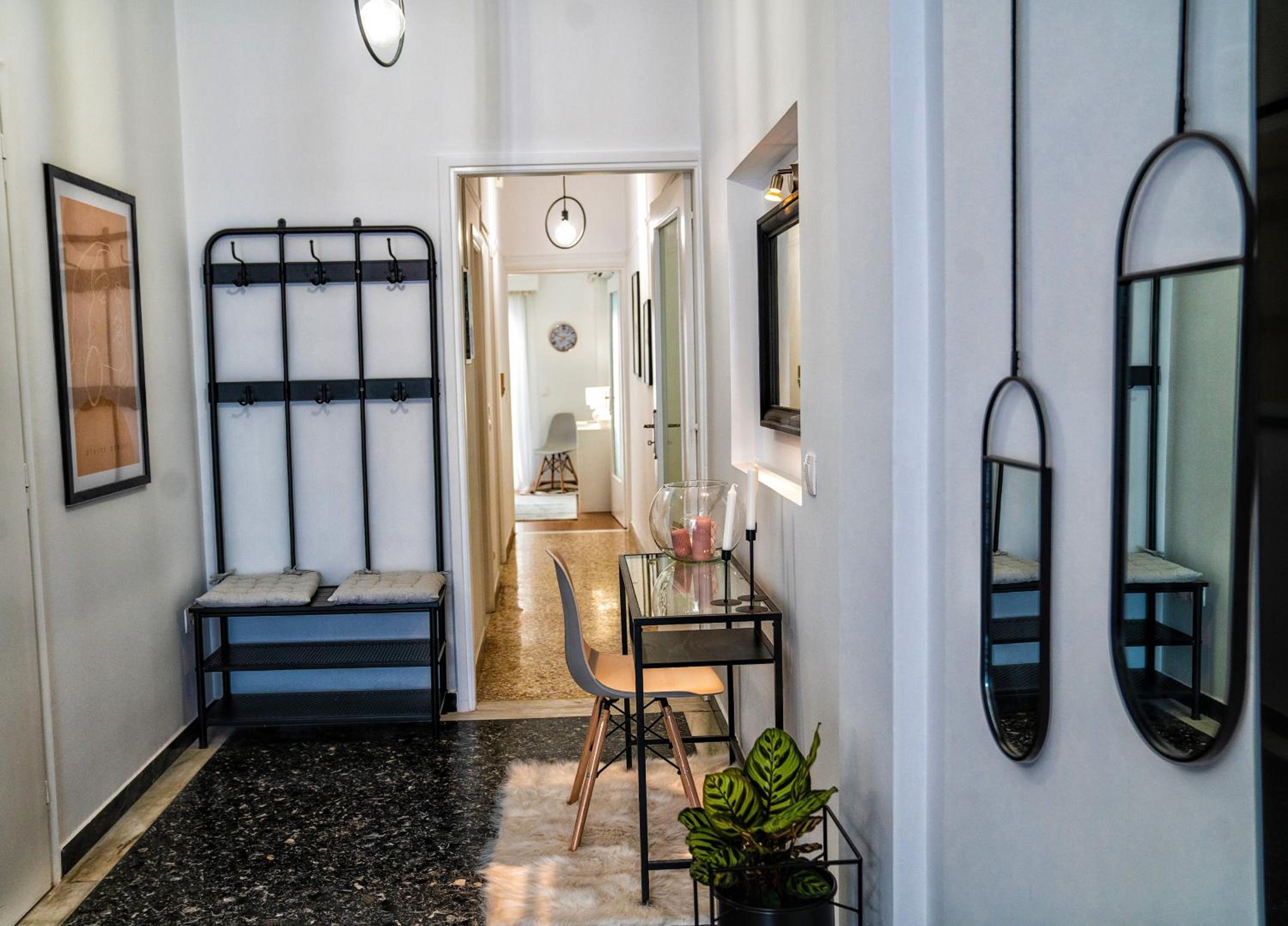Lux Apartment near Acropolis! in the Heart of Athens photo 2