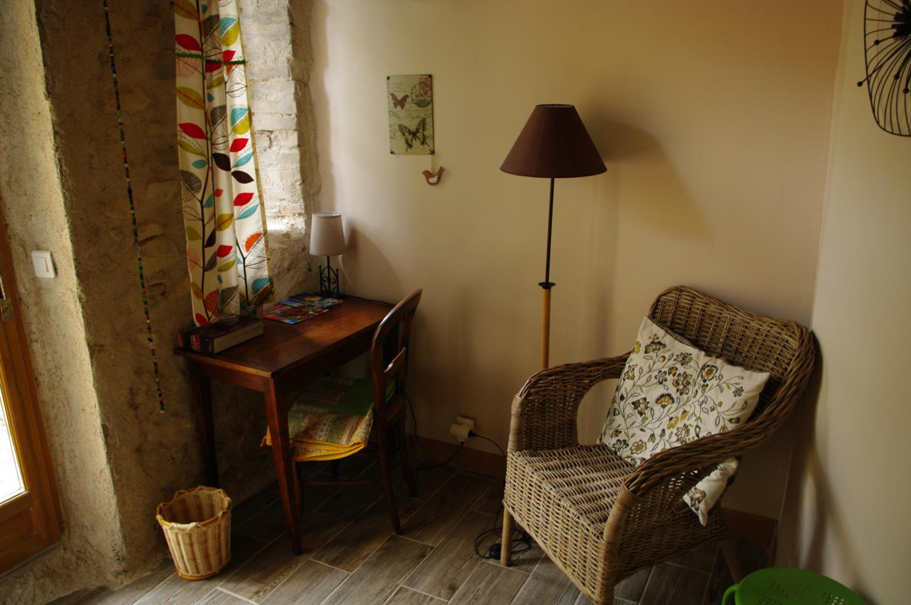 Photo 9