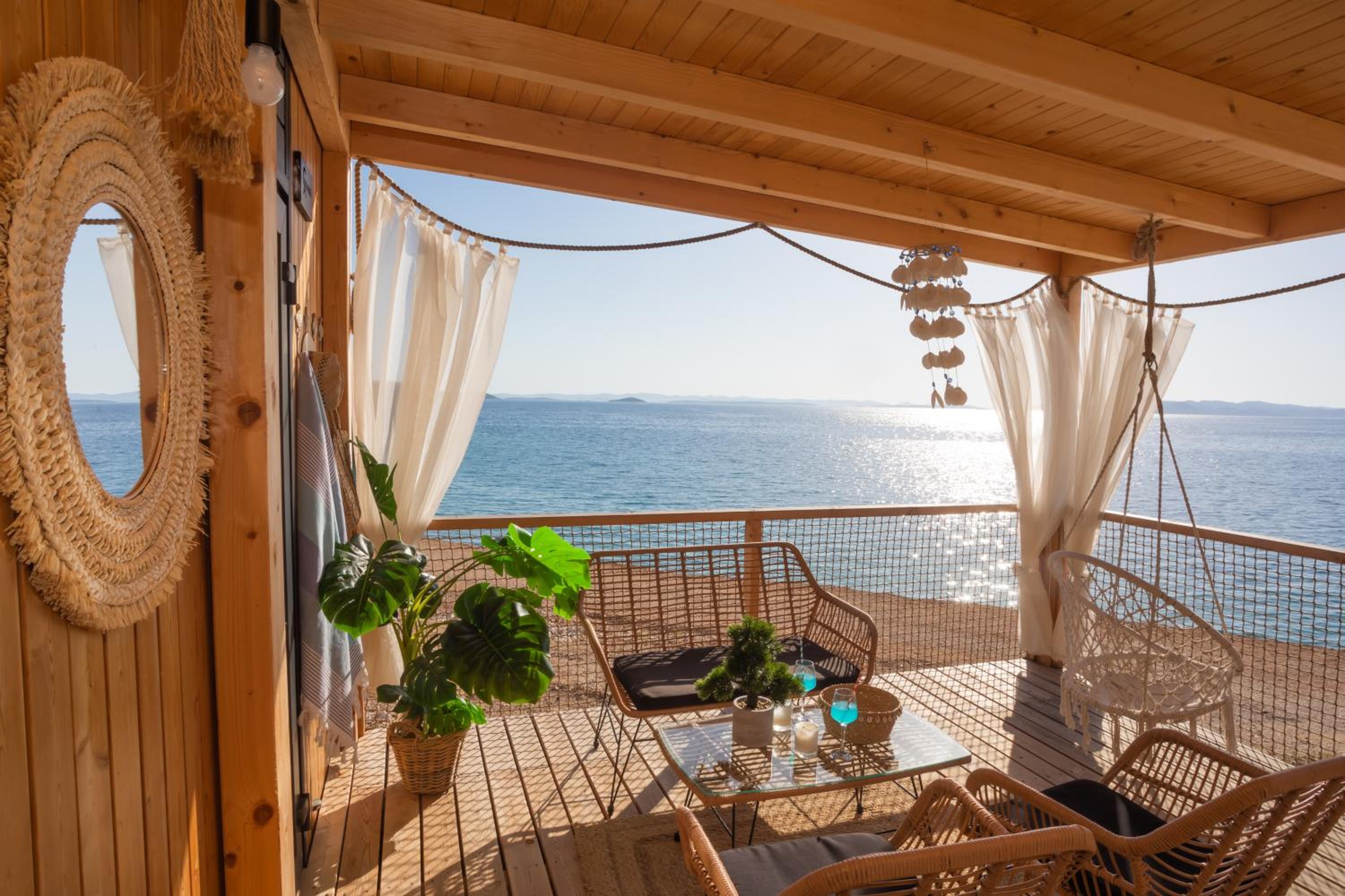 Mara's Coast - Giulia view 4