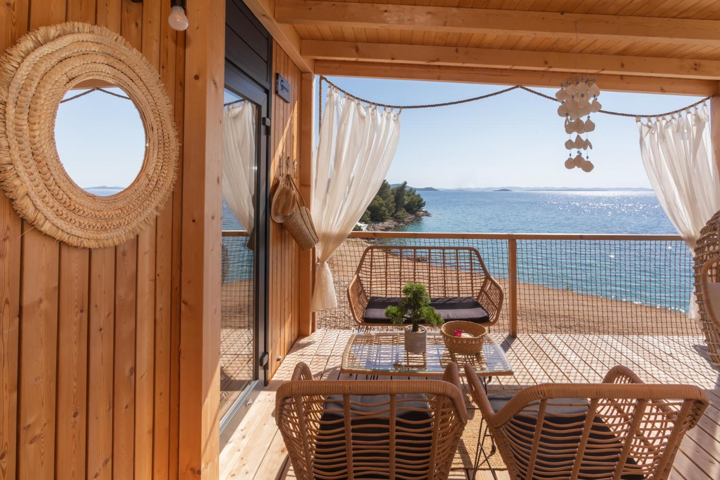 Mara's Coast - Dalia view 2