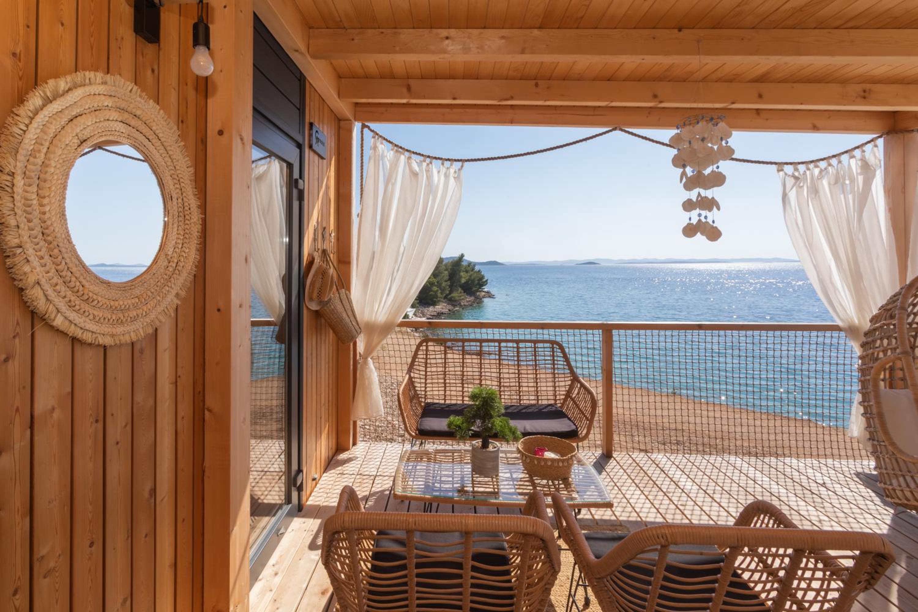Mara's Coast - Dalia view 5