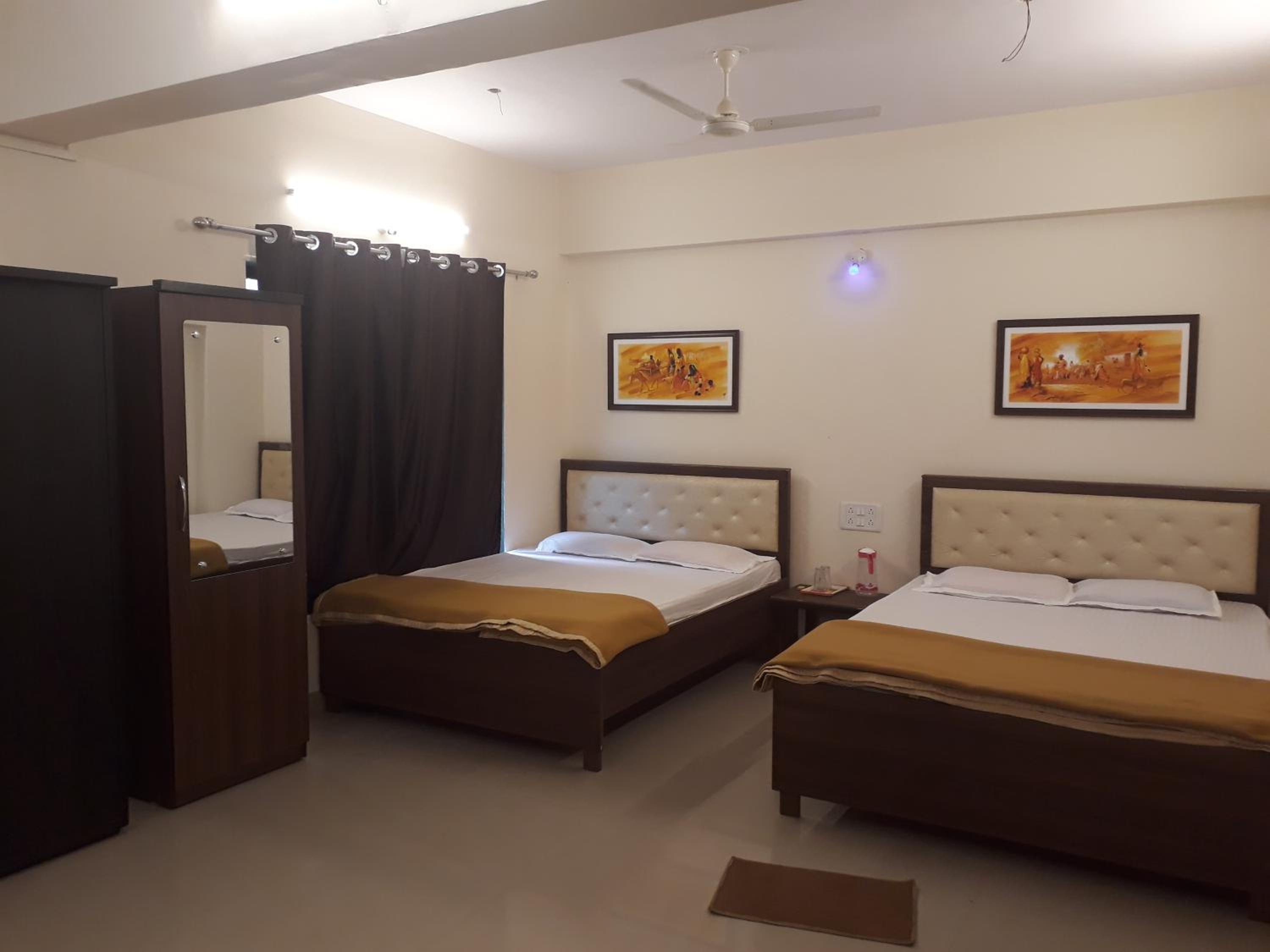 Maharaja Family Guest House