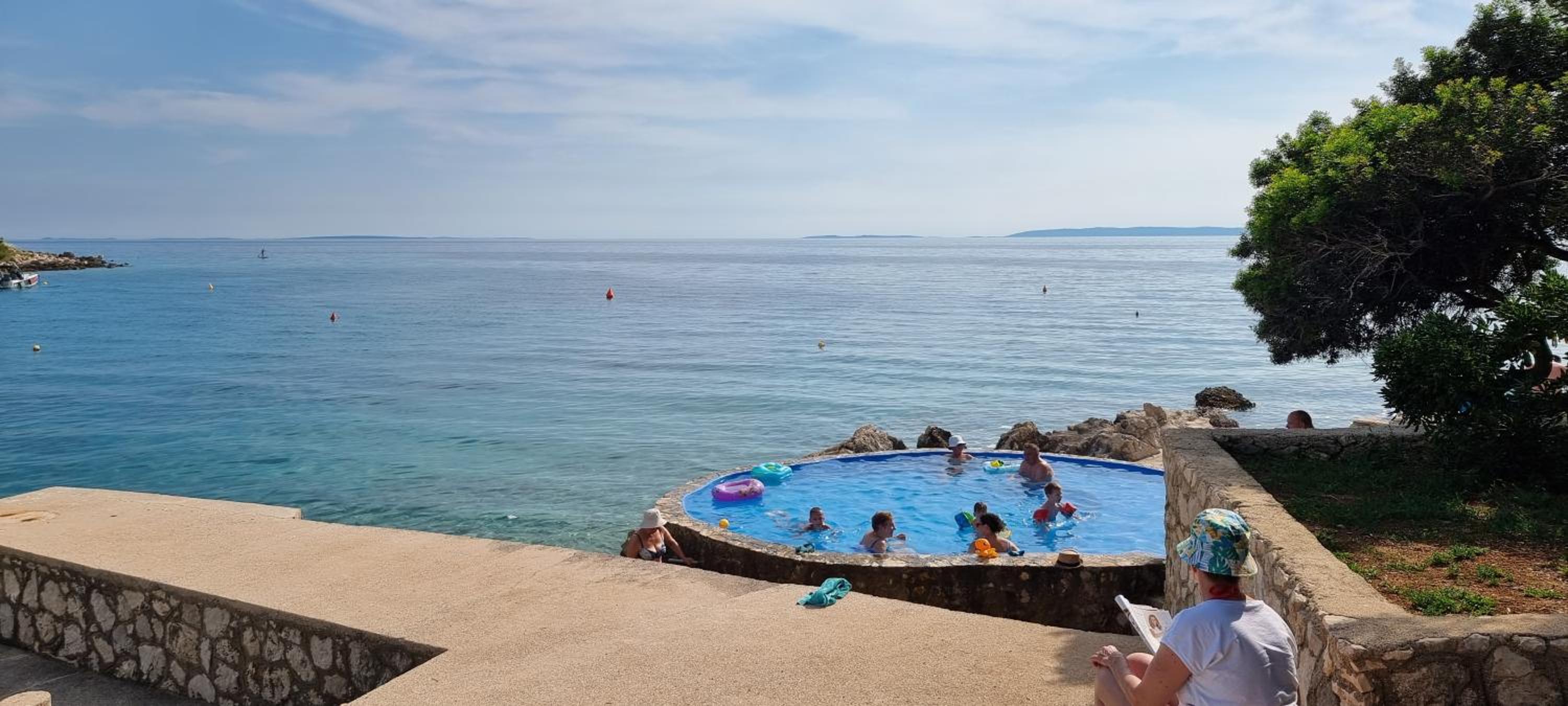 Apartments Anica Beber